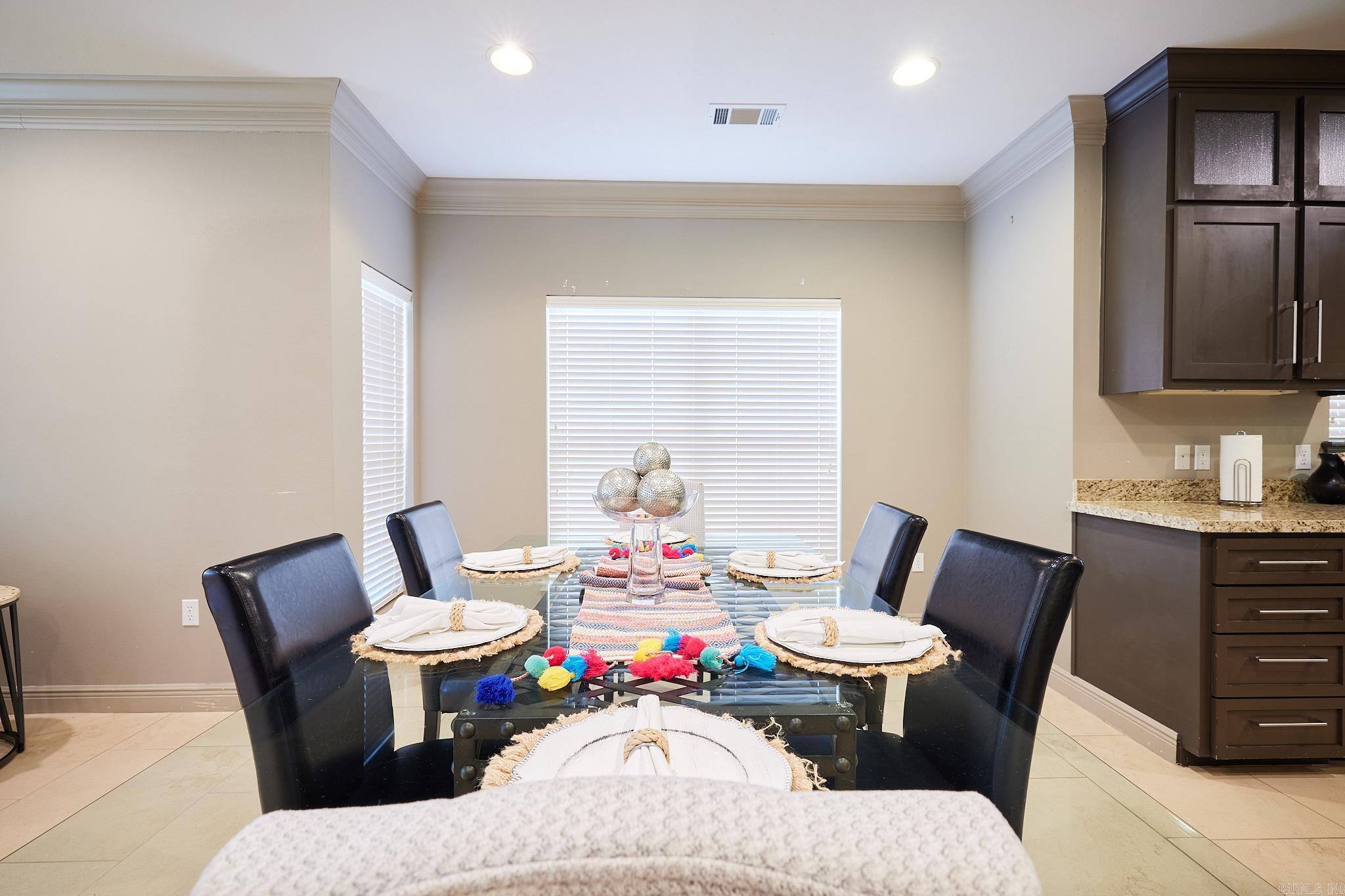 410 Halteria Ln Unit: B