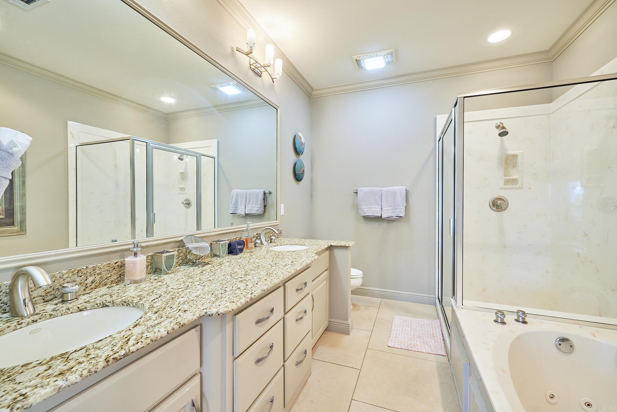 410 Halteria Ln Unit: B