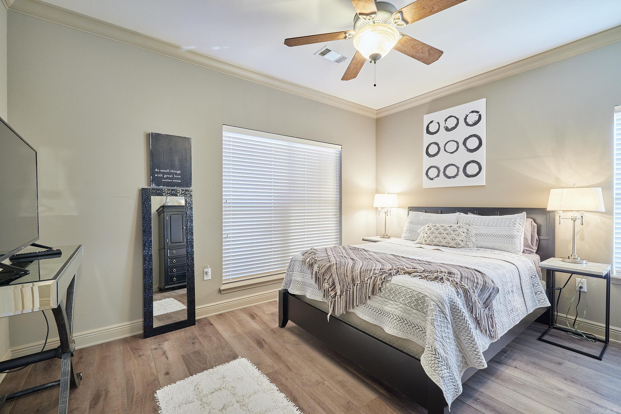 410 Halteria Ln Unit: B