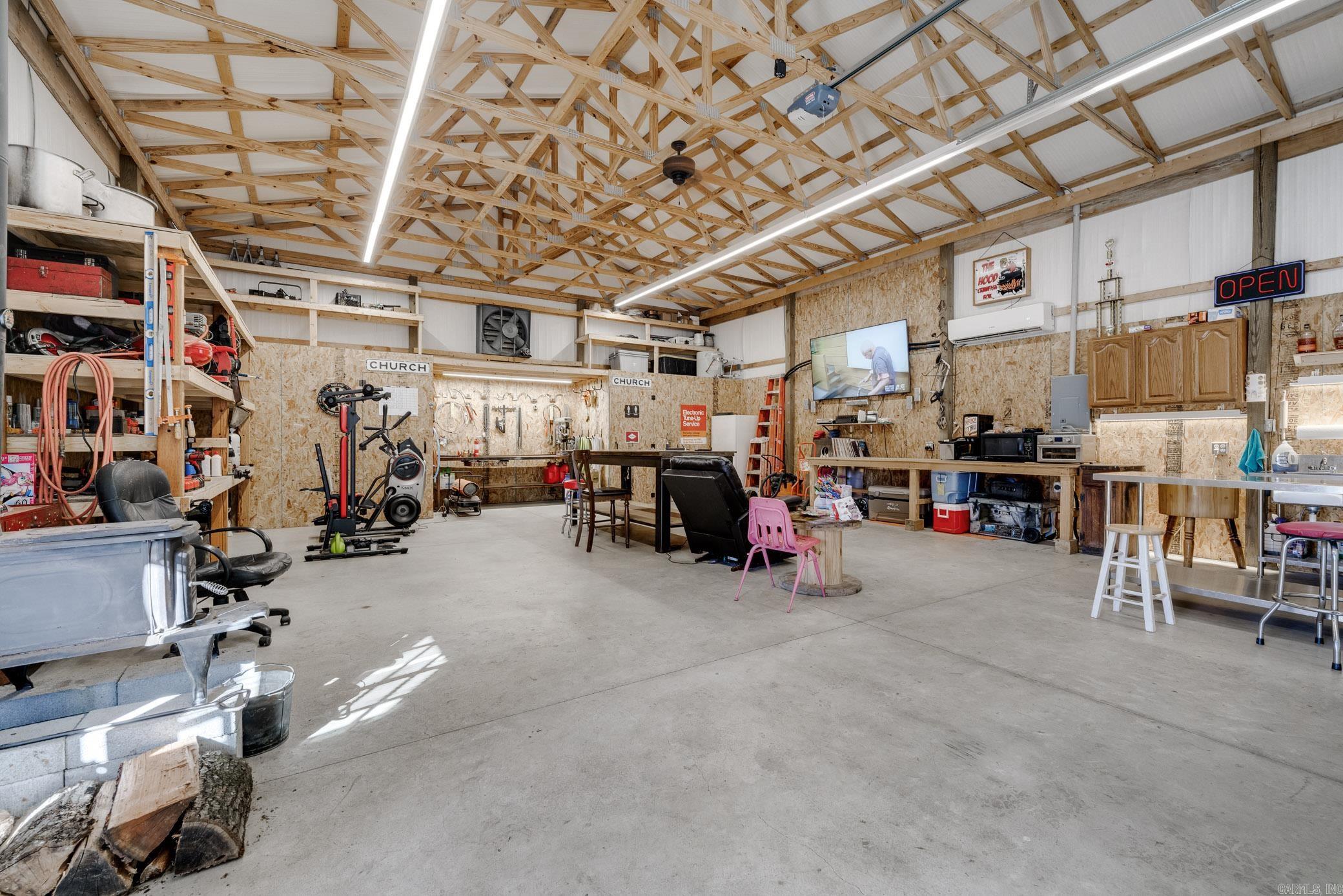 24 Arnoldsburg Road