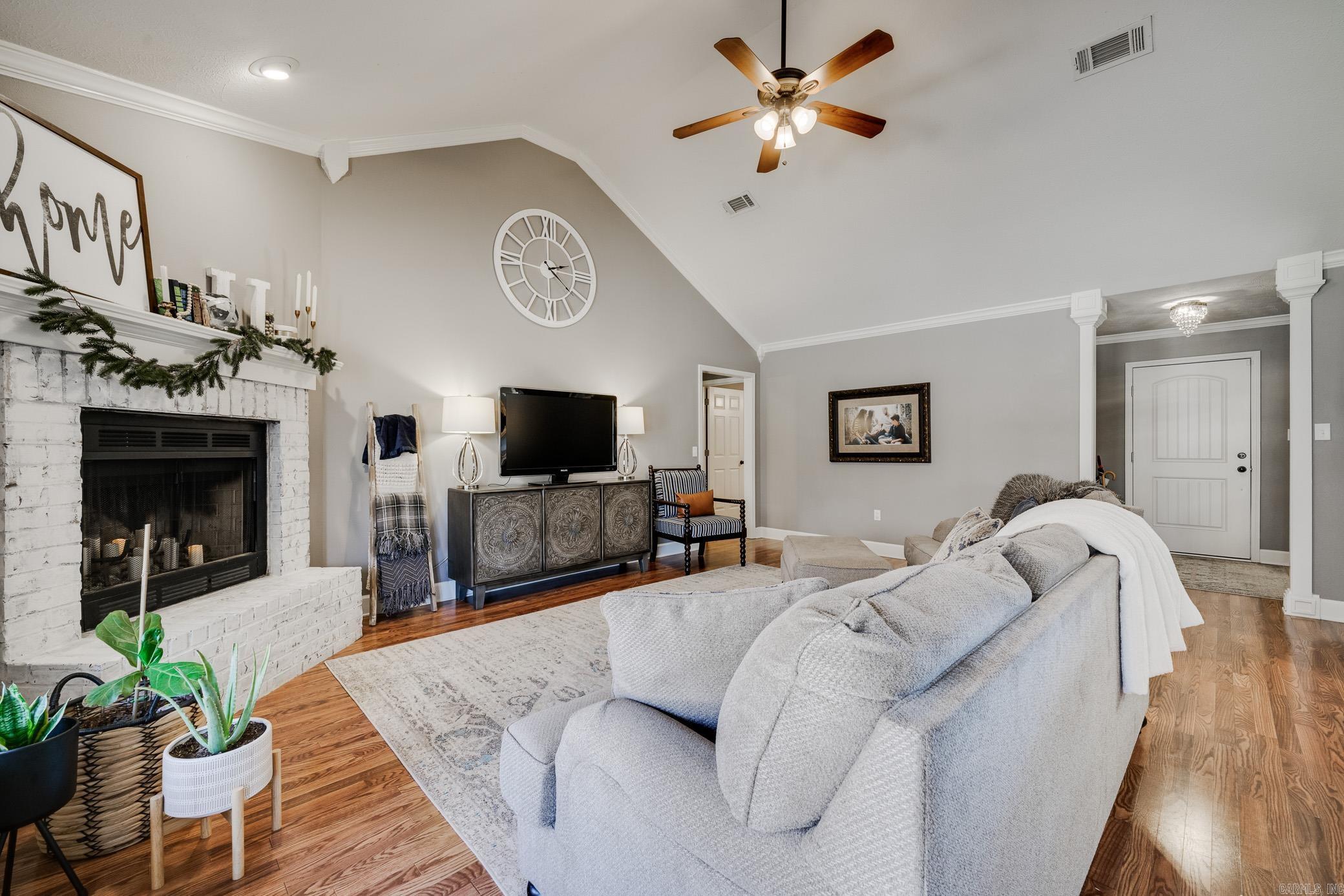 24 Arnoldsburg Road