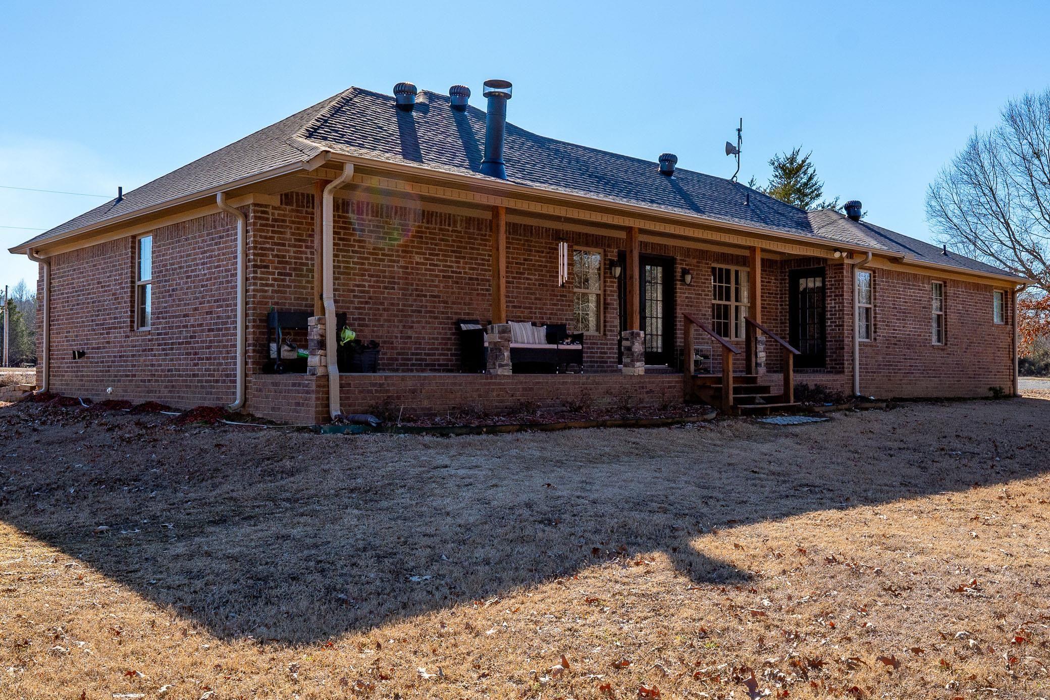 24 Arnoldsburg Road