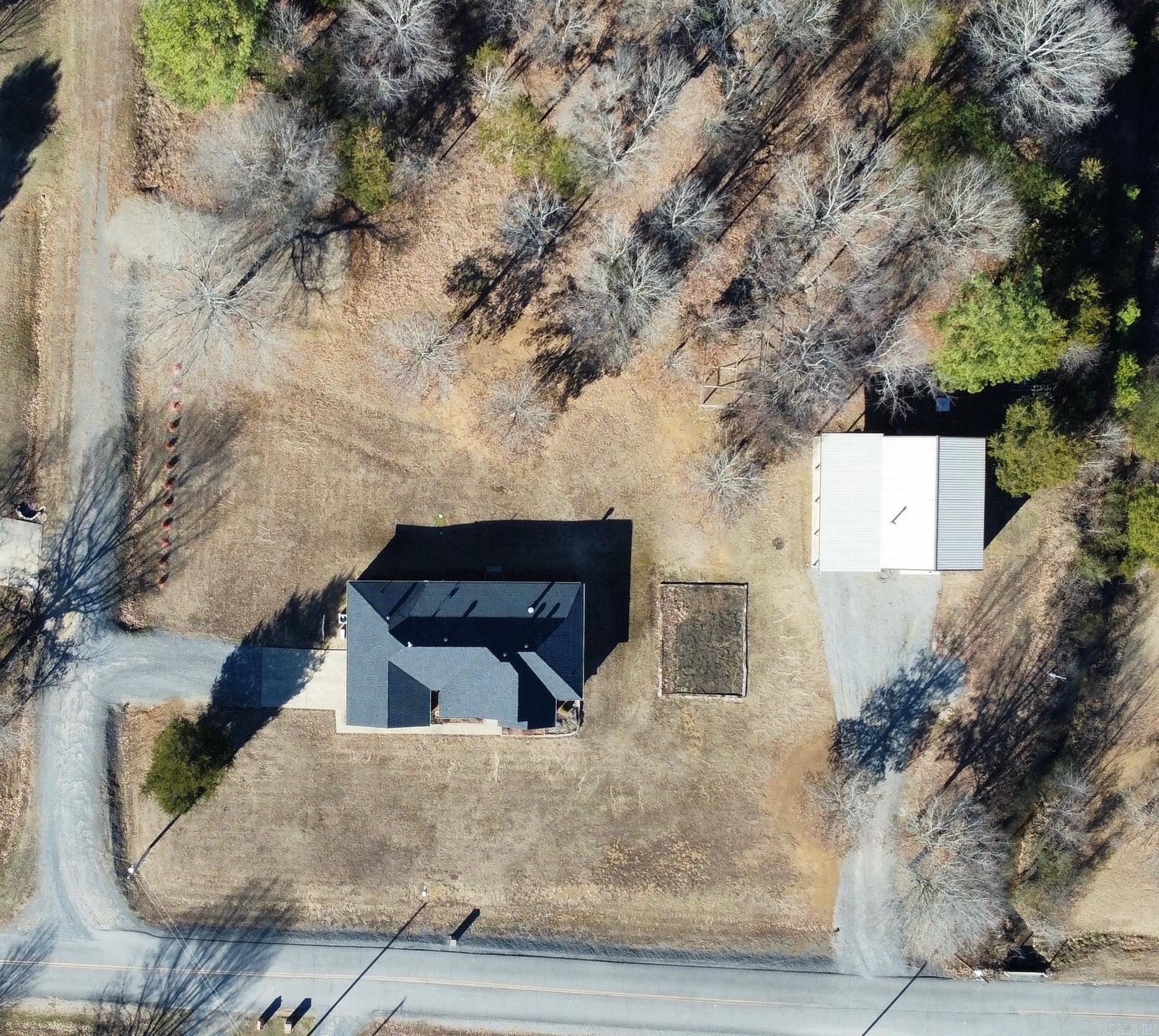 24 Arnoldsburg Road