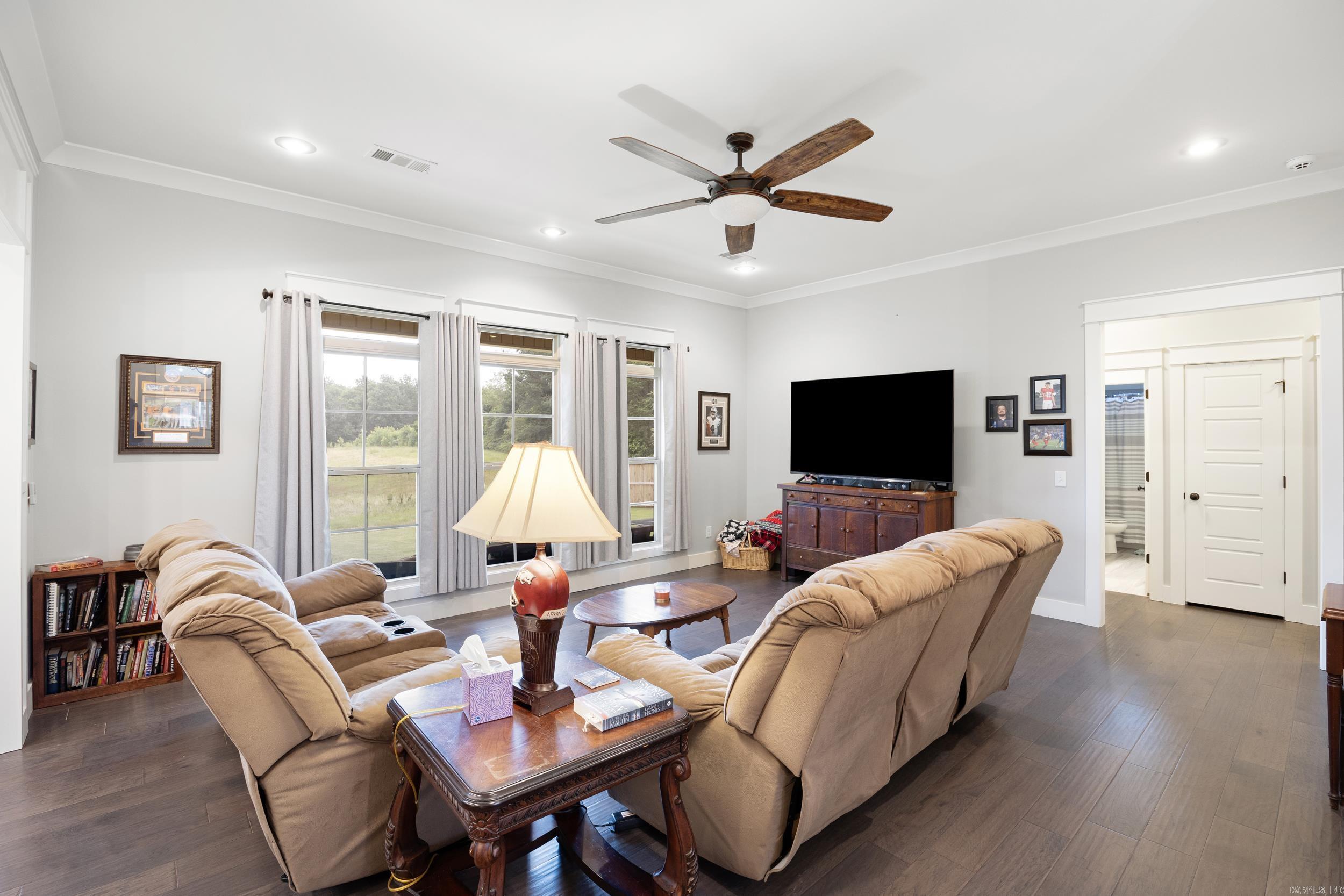 110 Promenade Circle