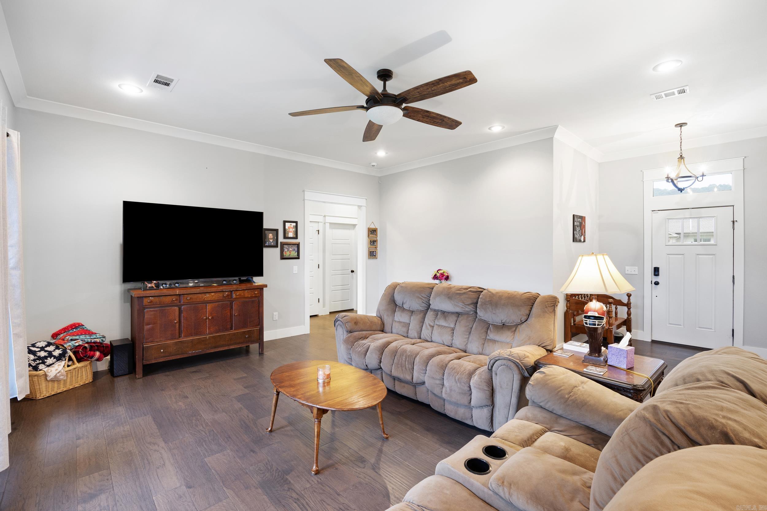 110 Promenade Circle
