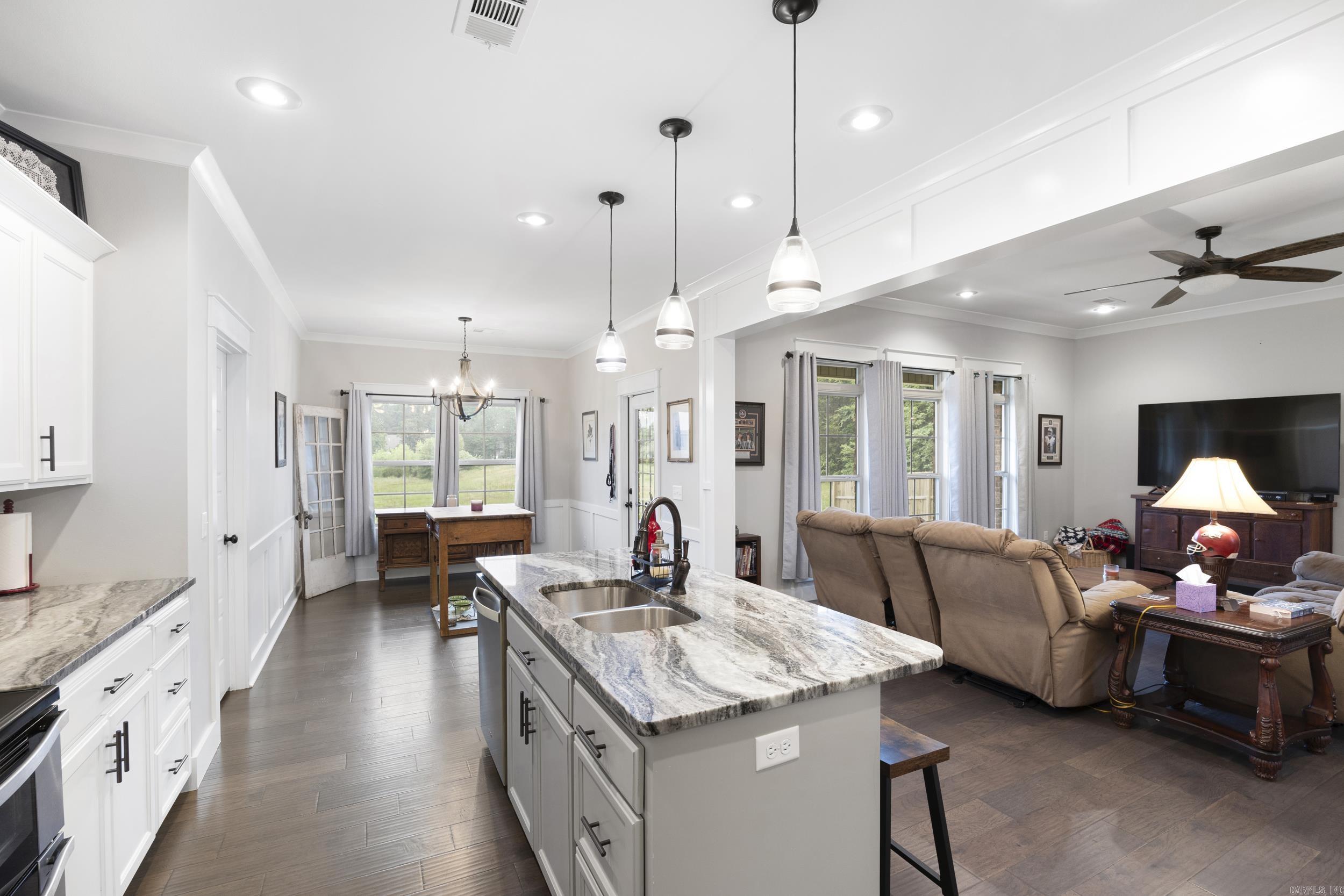 110 Promenade Circle