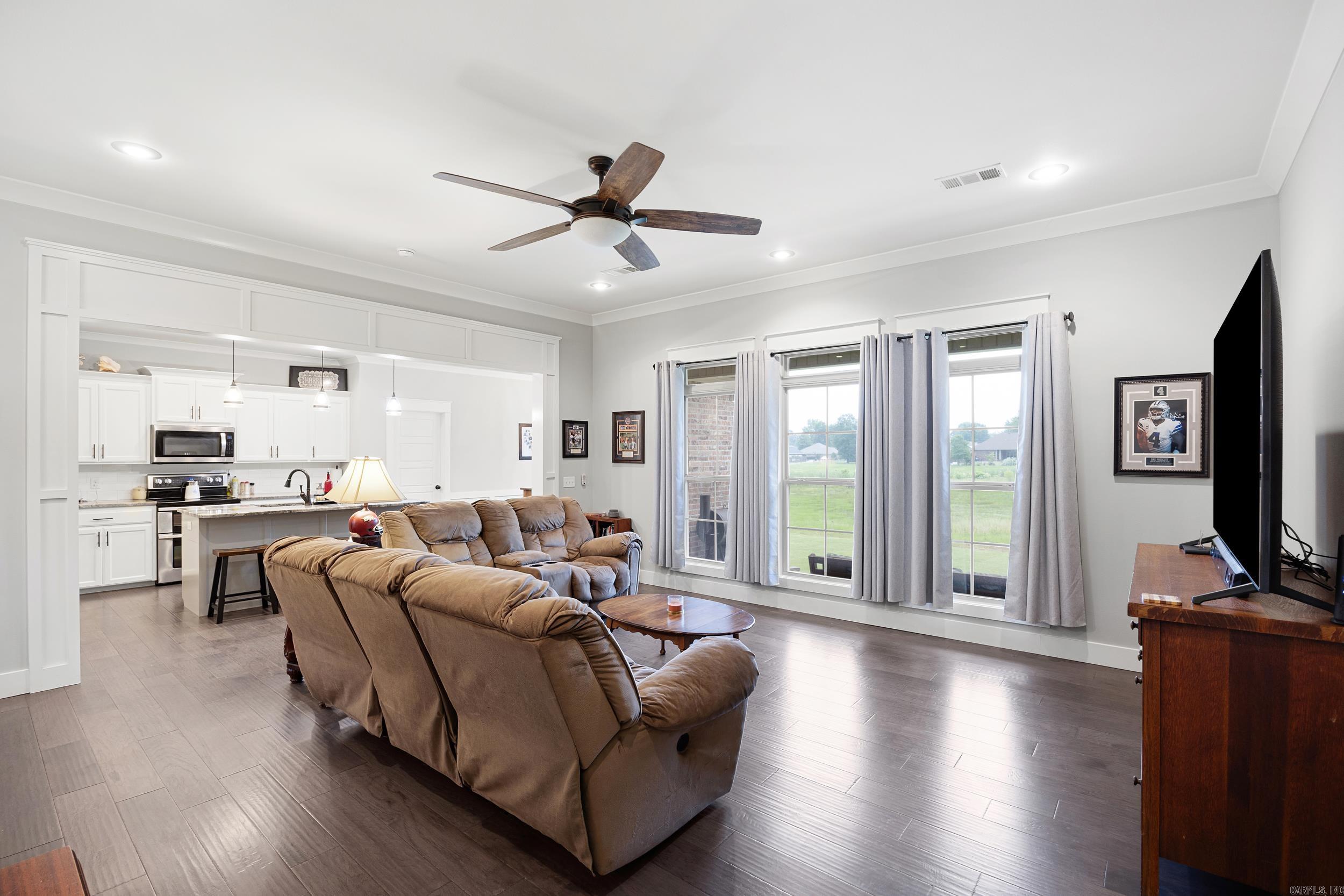 110 Promenade Circle