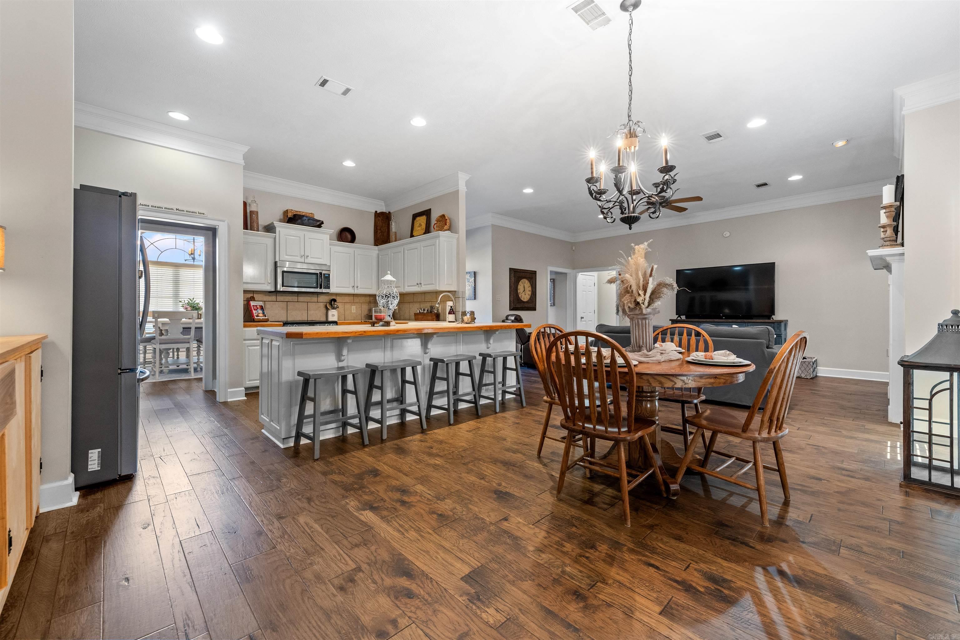 4825 Canal Place
