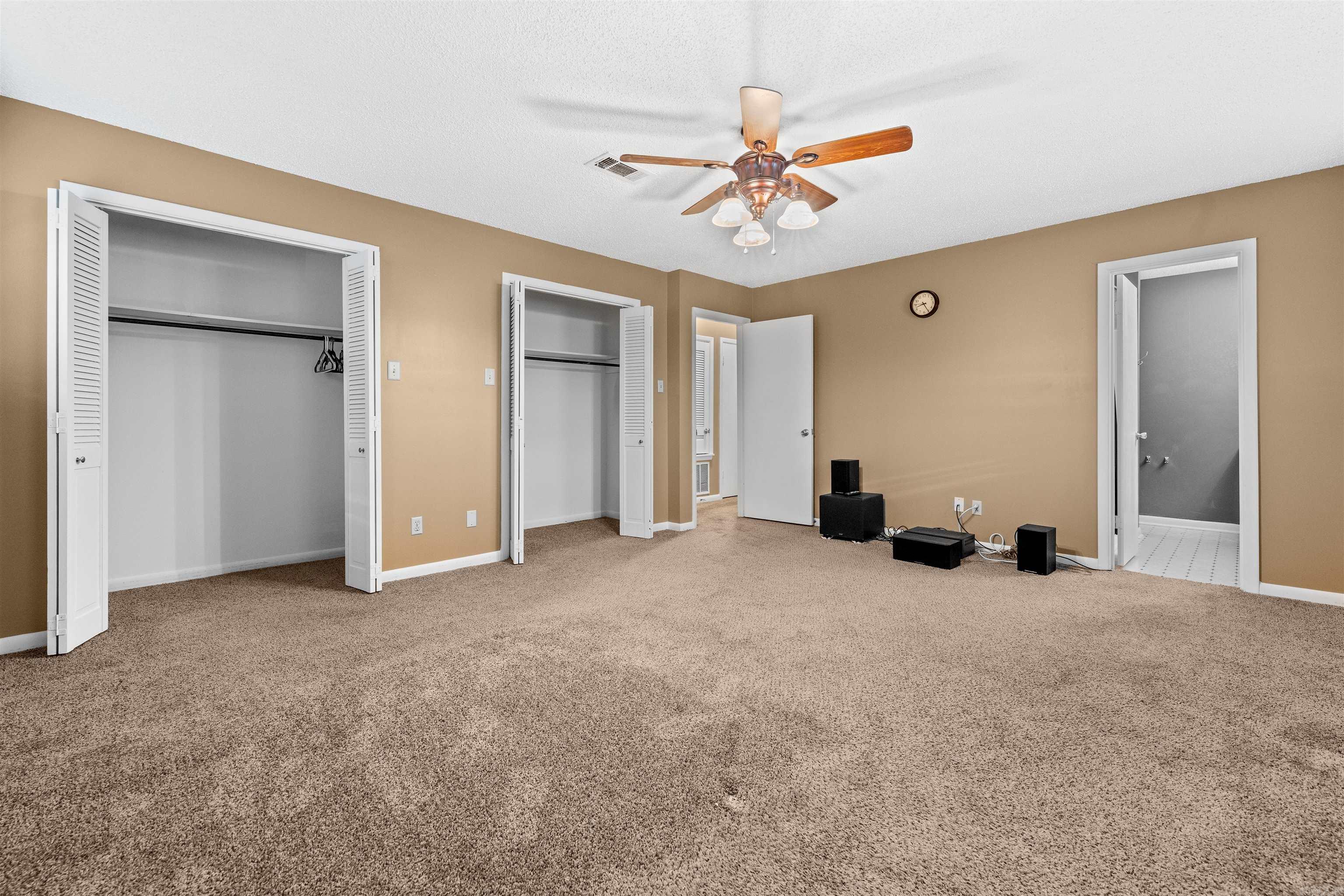 2 Cardinal Valley Drive