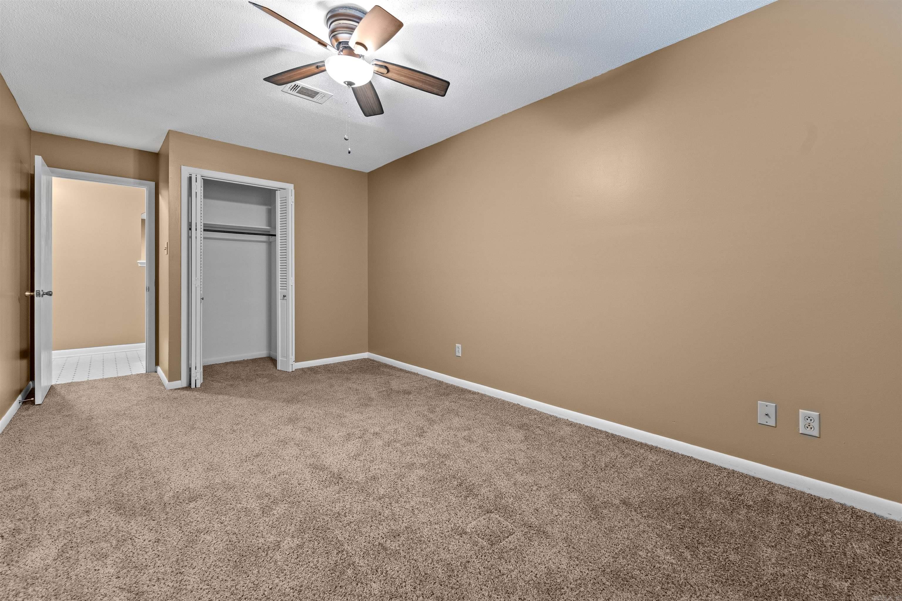 2 Cardinal Valley Drive