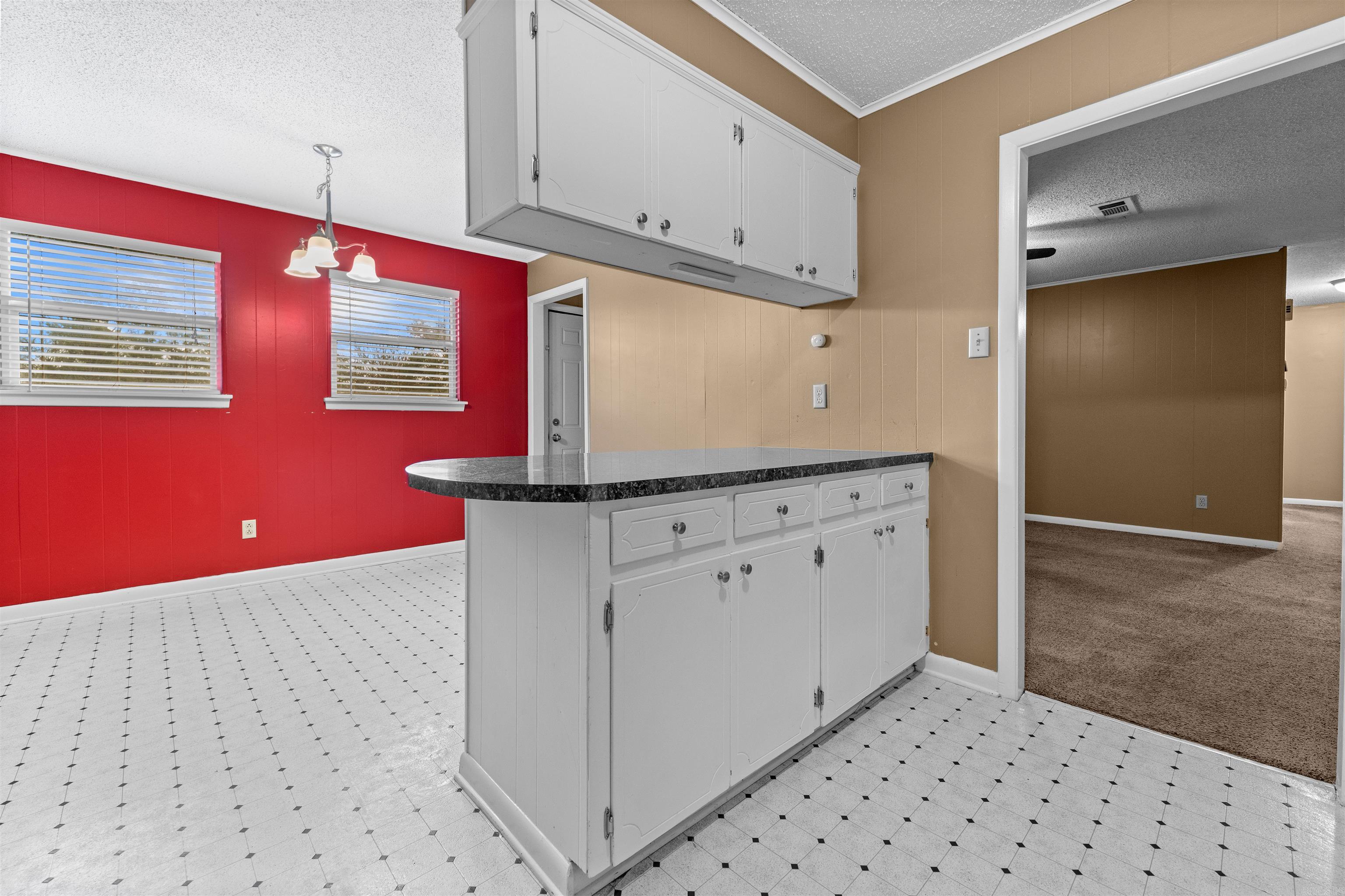2 Cardinal Valley Drive