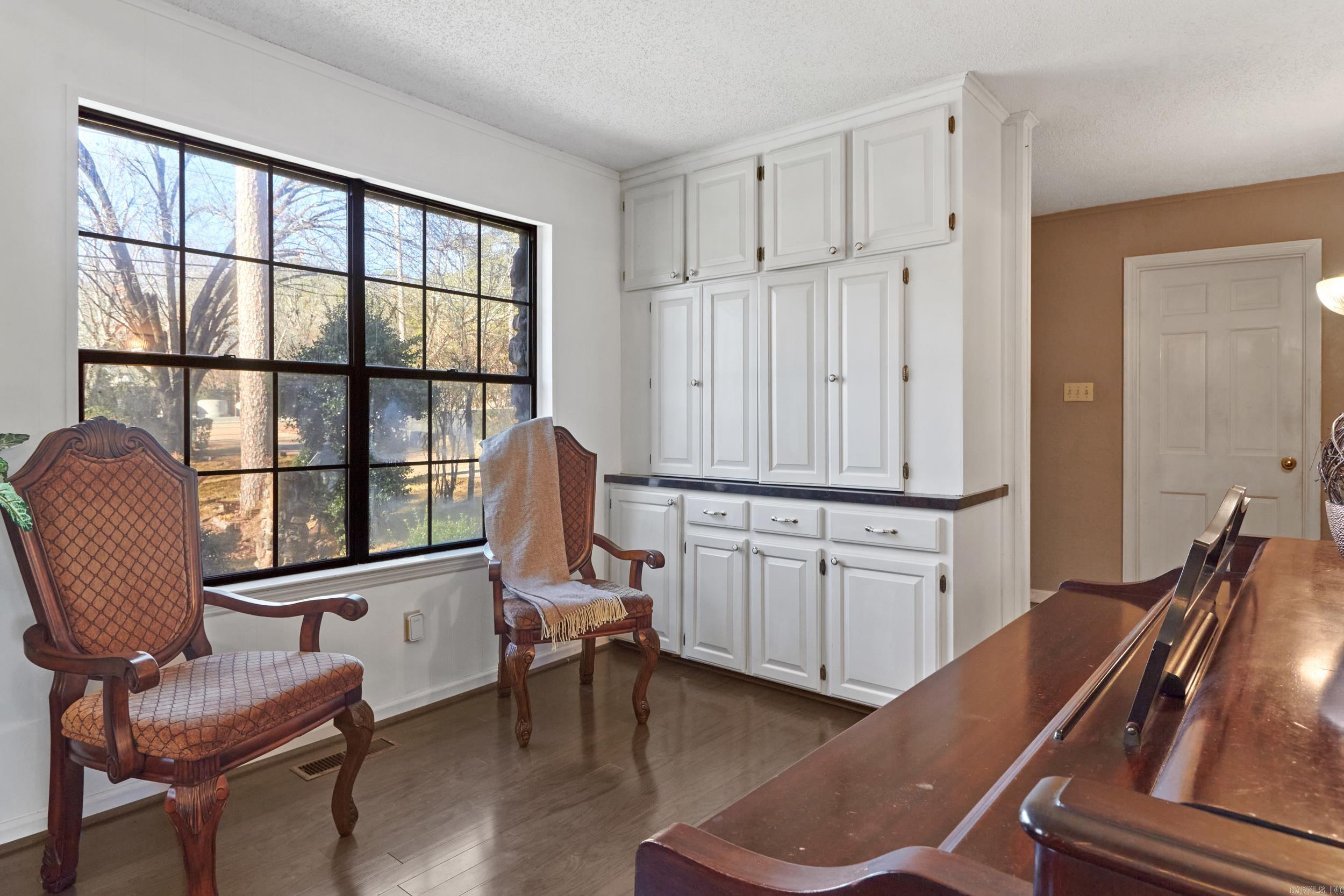 3417 N Rodney Parham