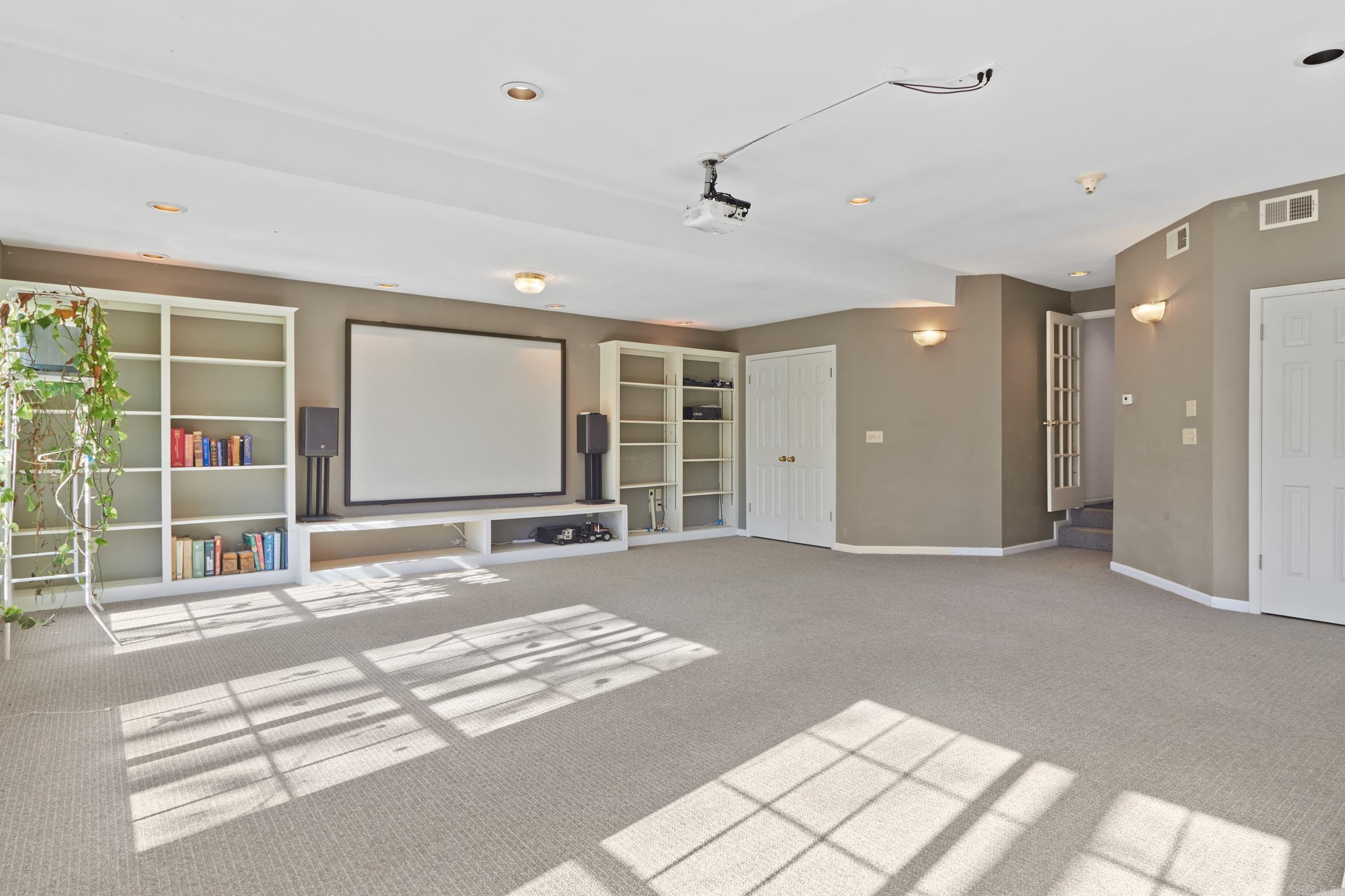 3417 N Rodney Parham