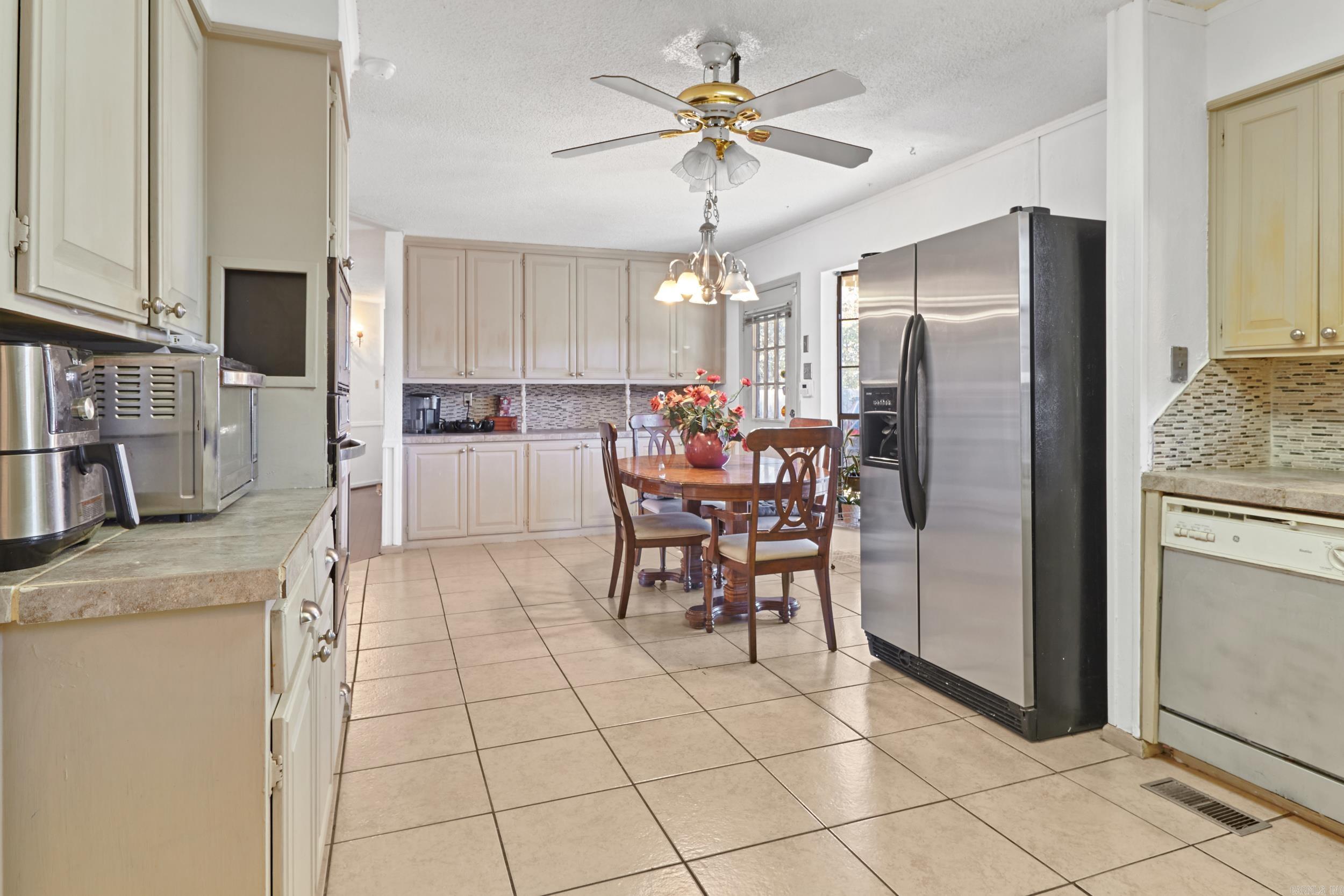 3417 N Rodney Parham