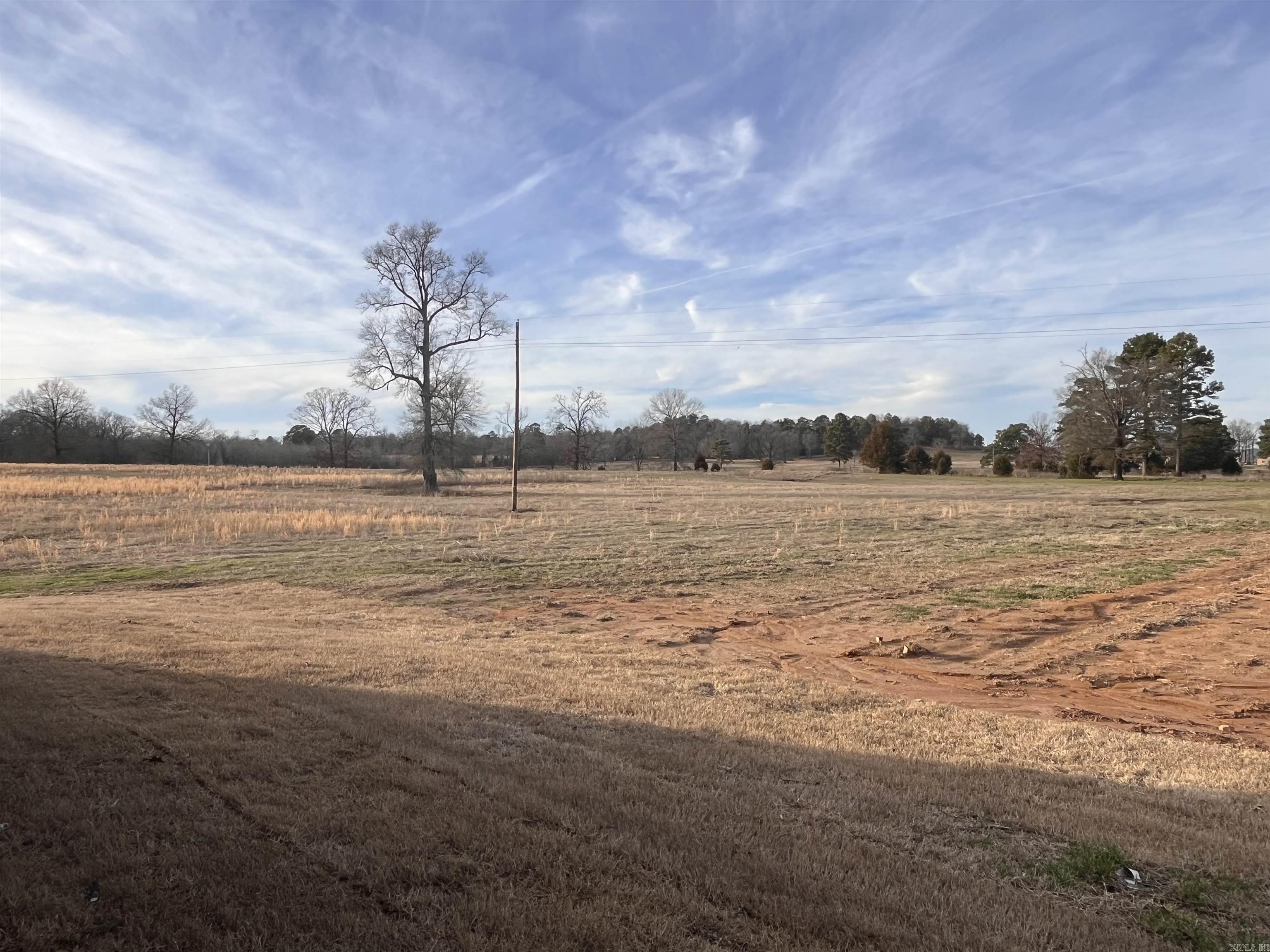 1048 Highway 300