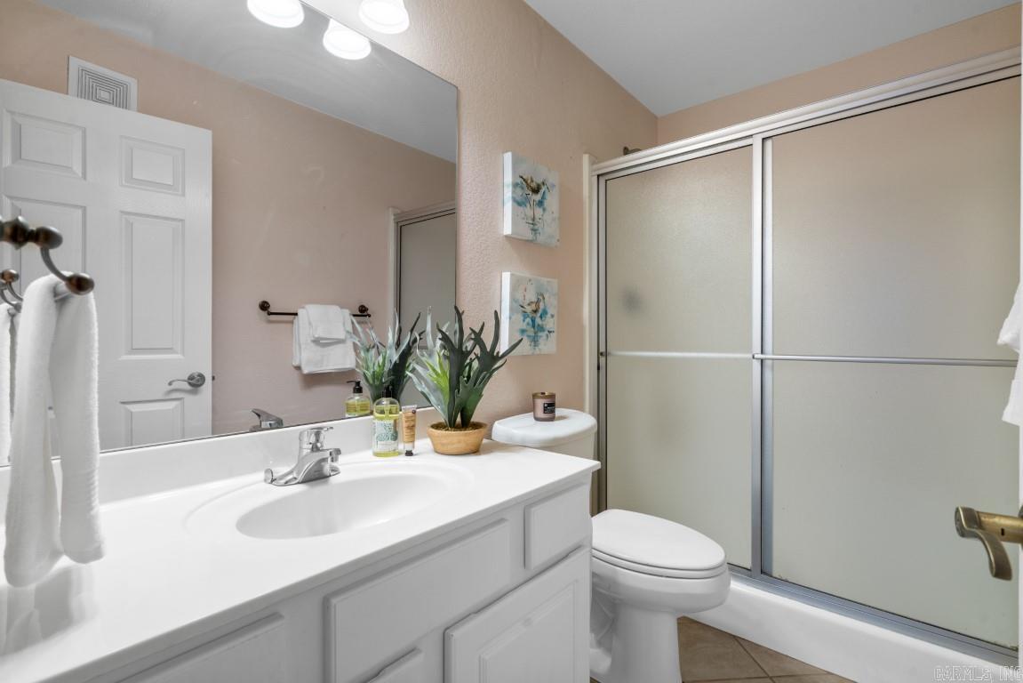 208 Southridge Lane Unit: G-1