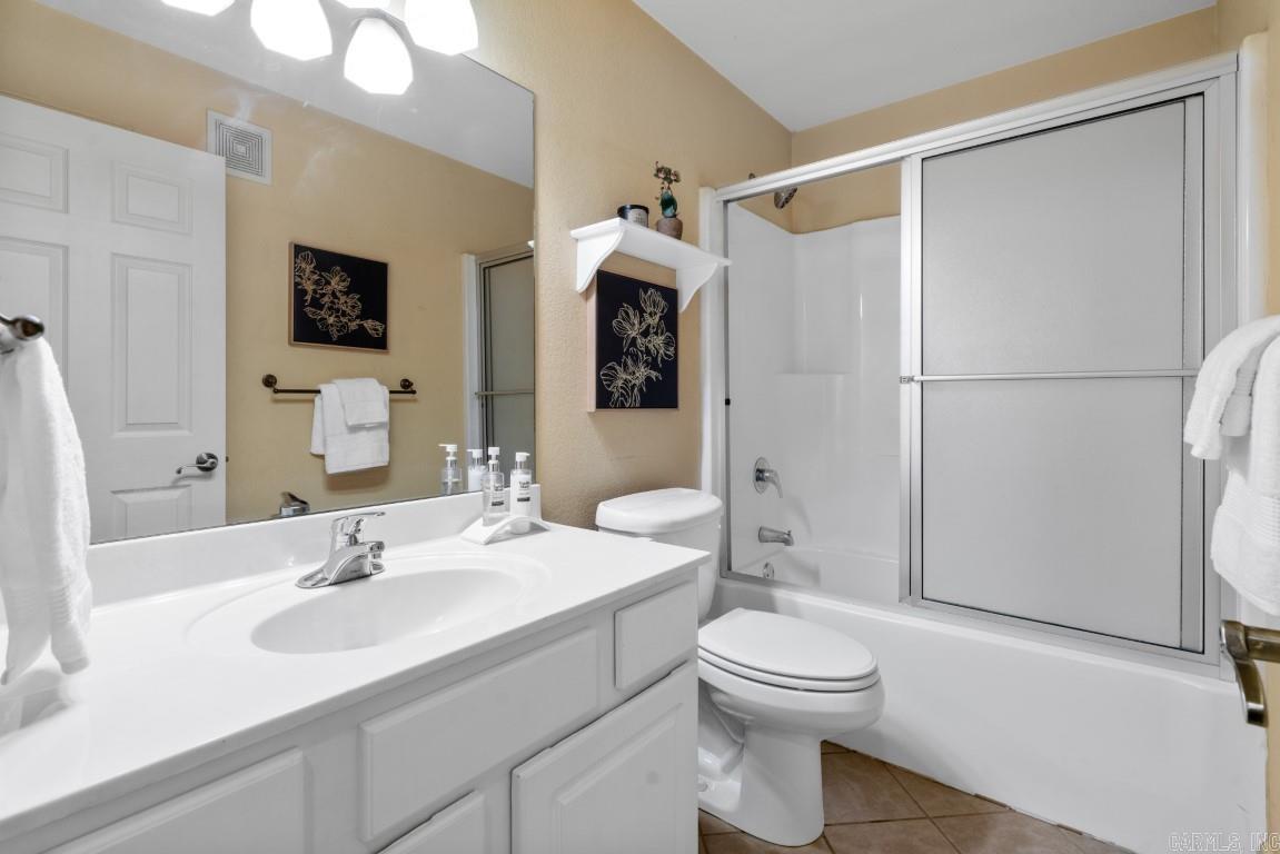 208 Southridge Lane Unit: G-1