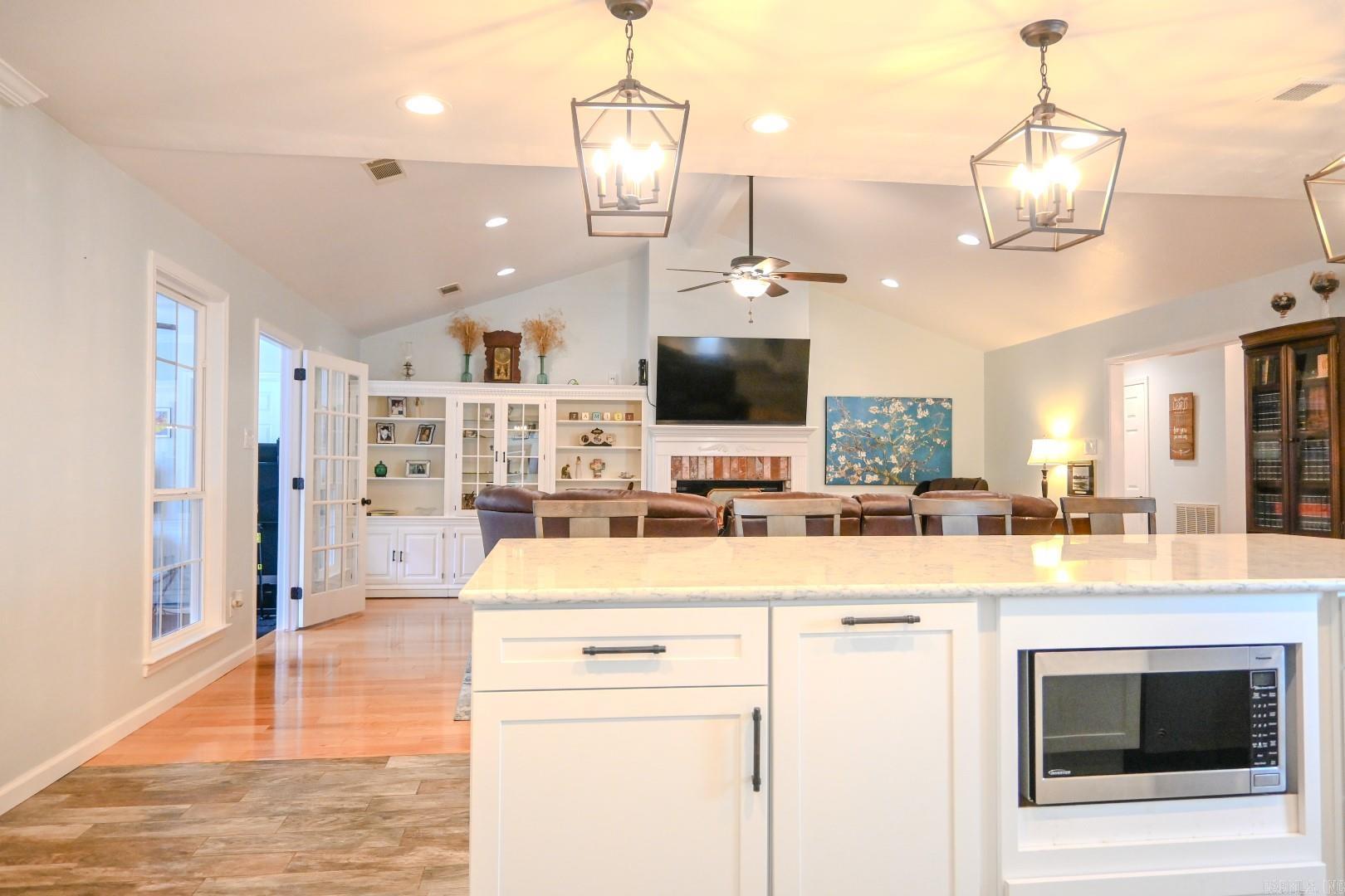 109 Hibiscus Drive