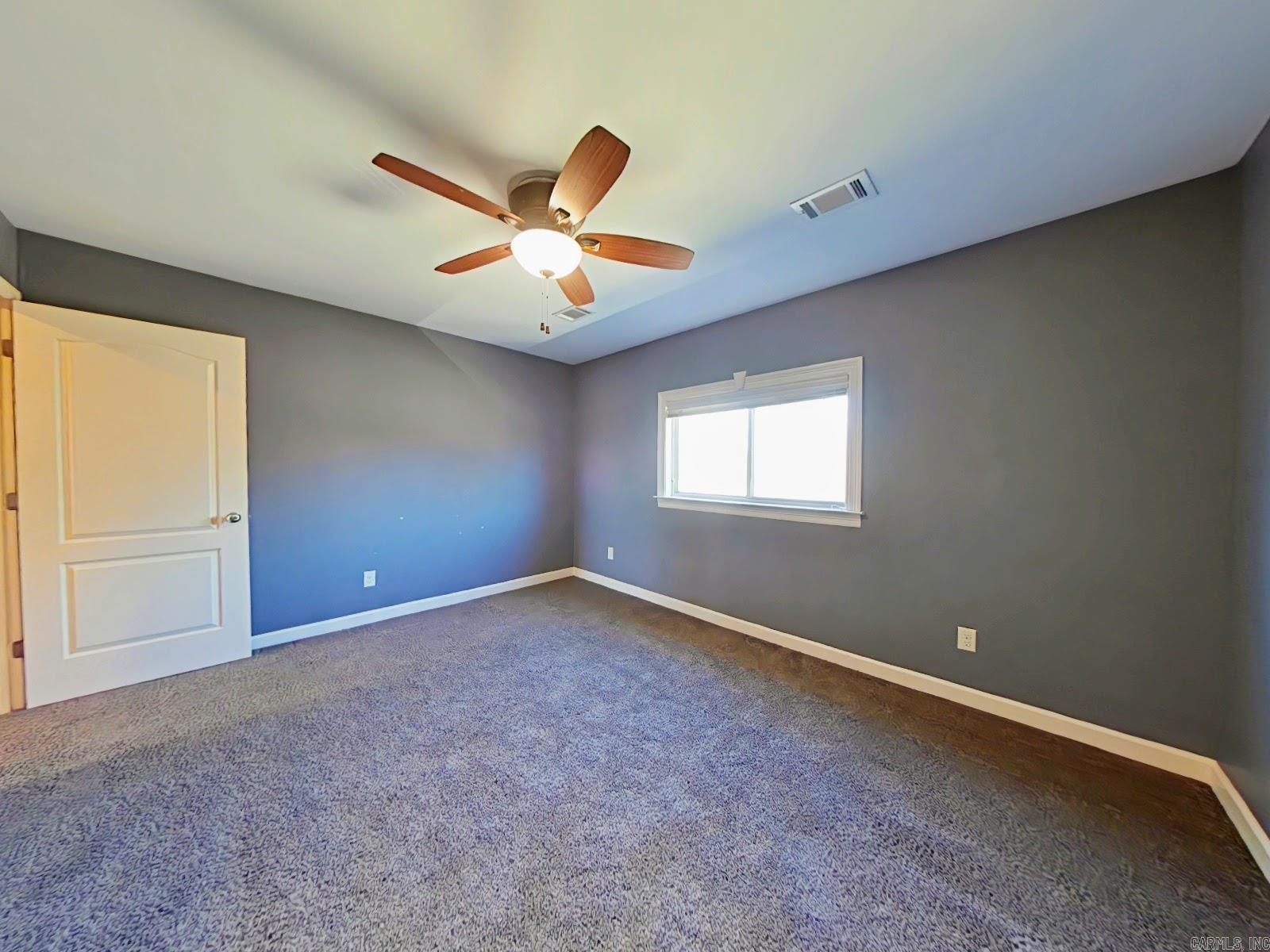 2360 Lakewood Circle