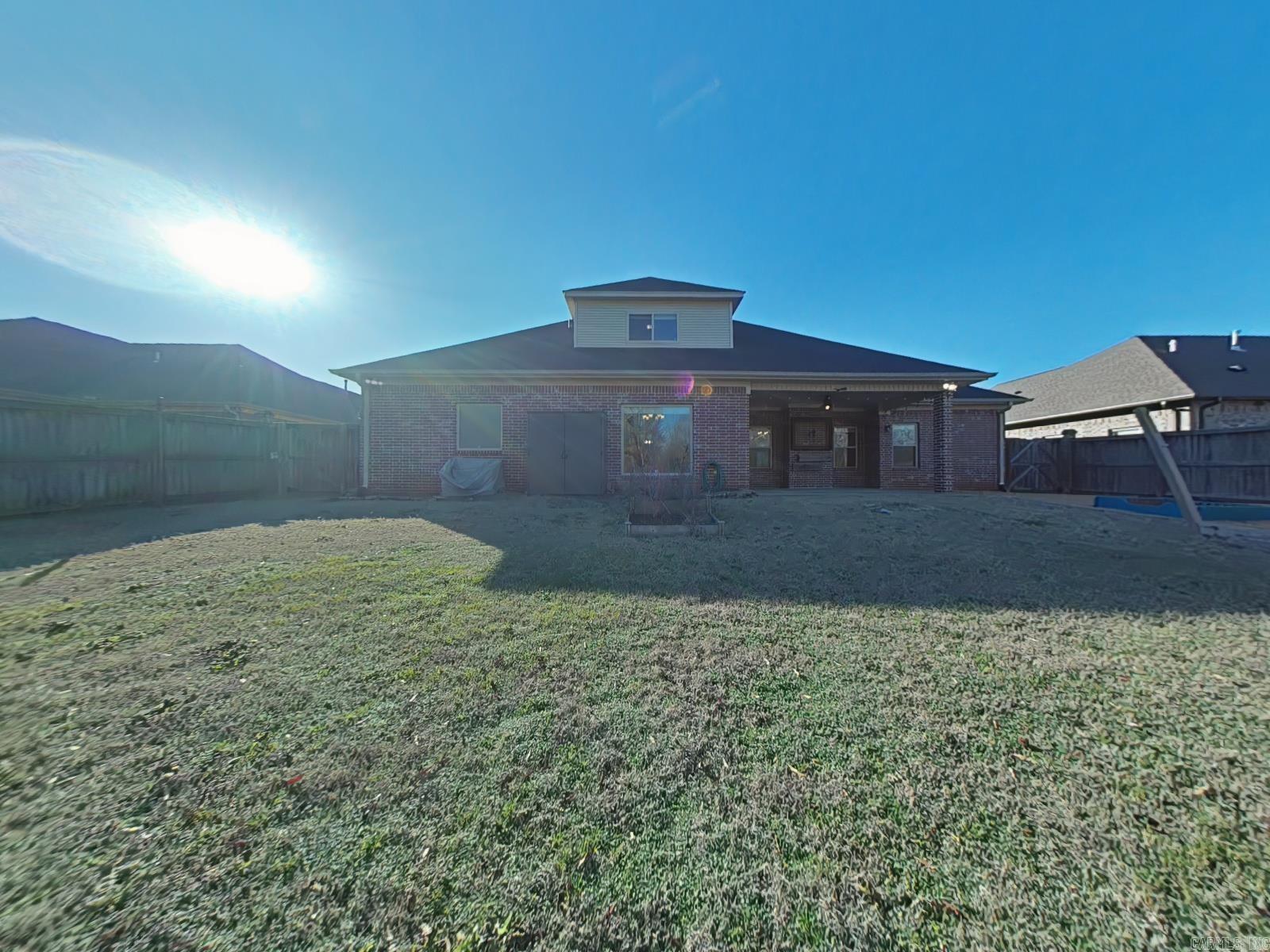 2360 Lakewood Circle