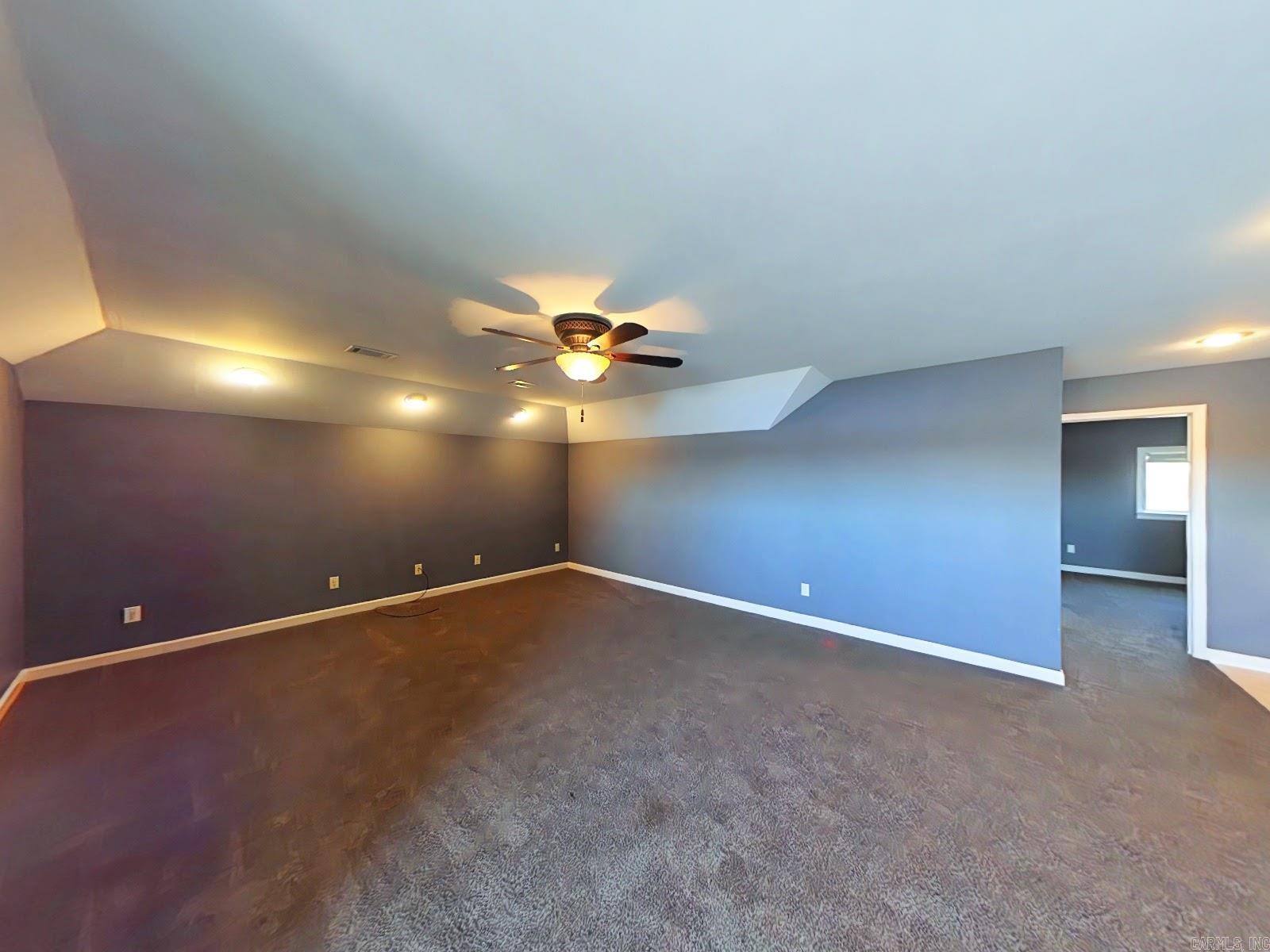 2360 Lakewood Circle