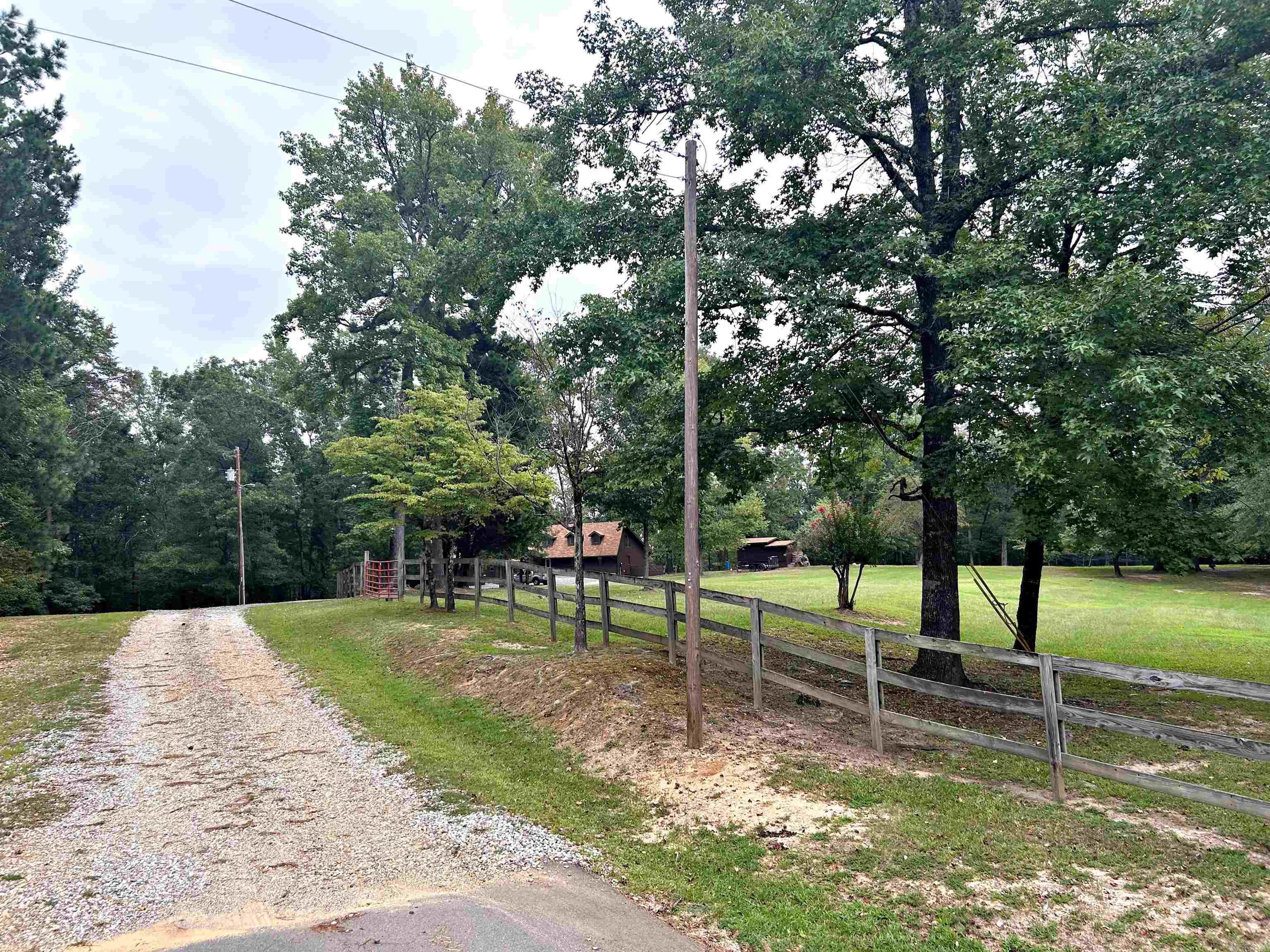31 Shuff Road