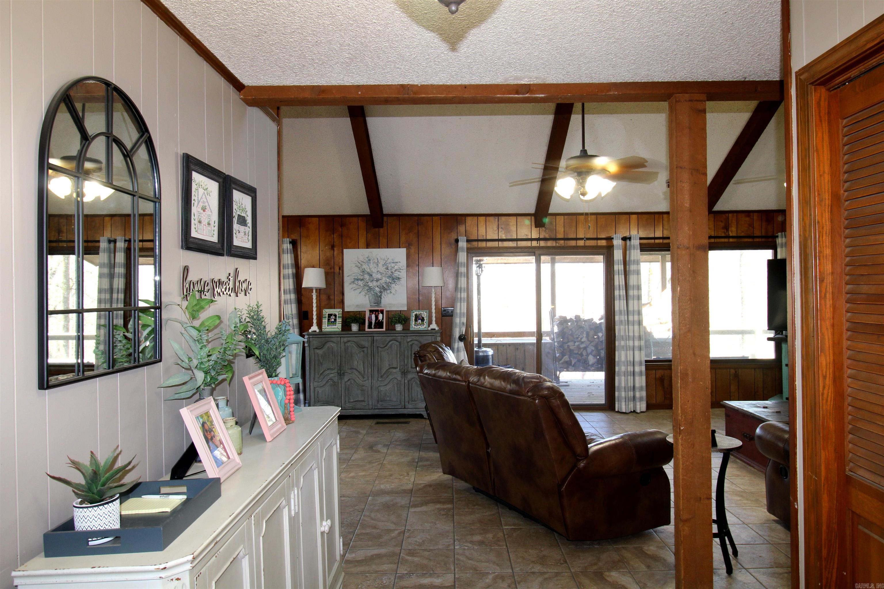 31 Shuff Road