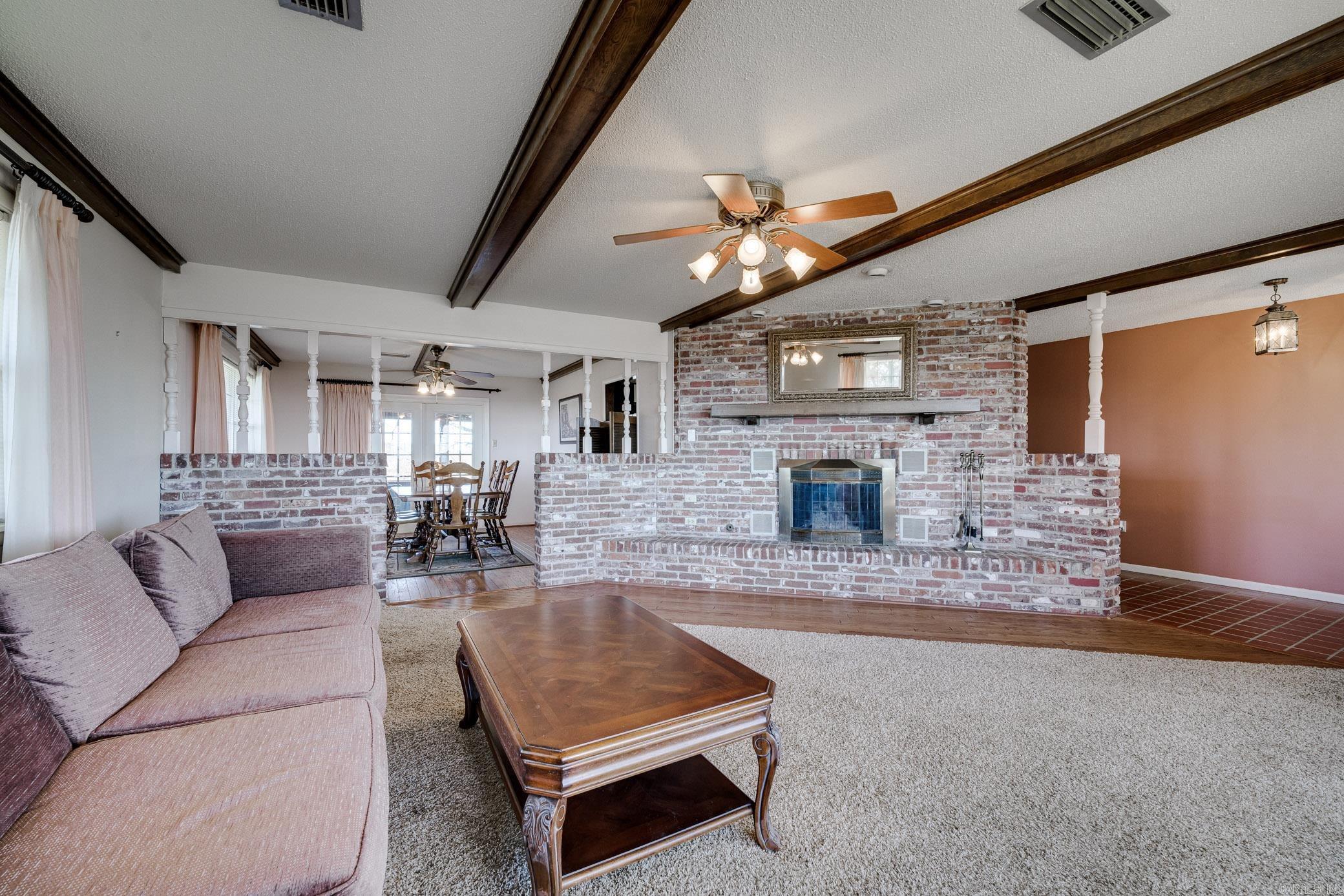 1450 Grandview Heights