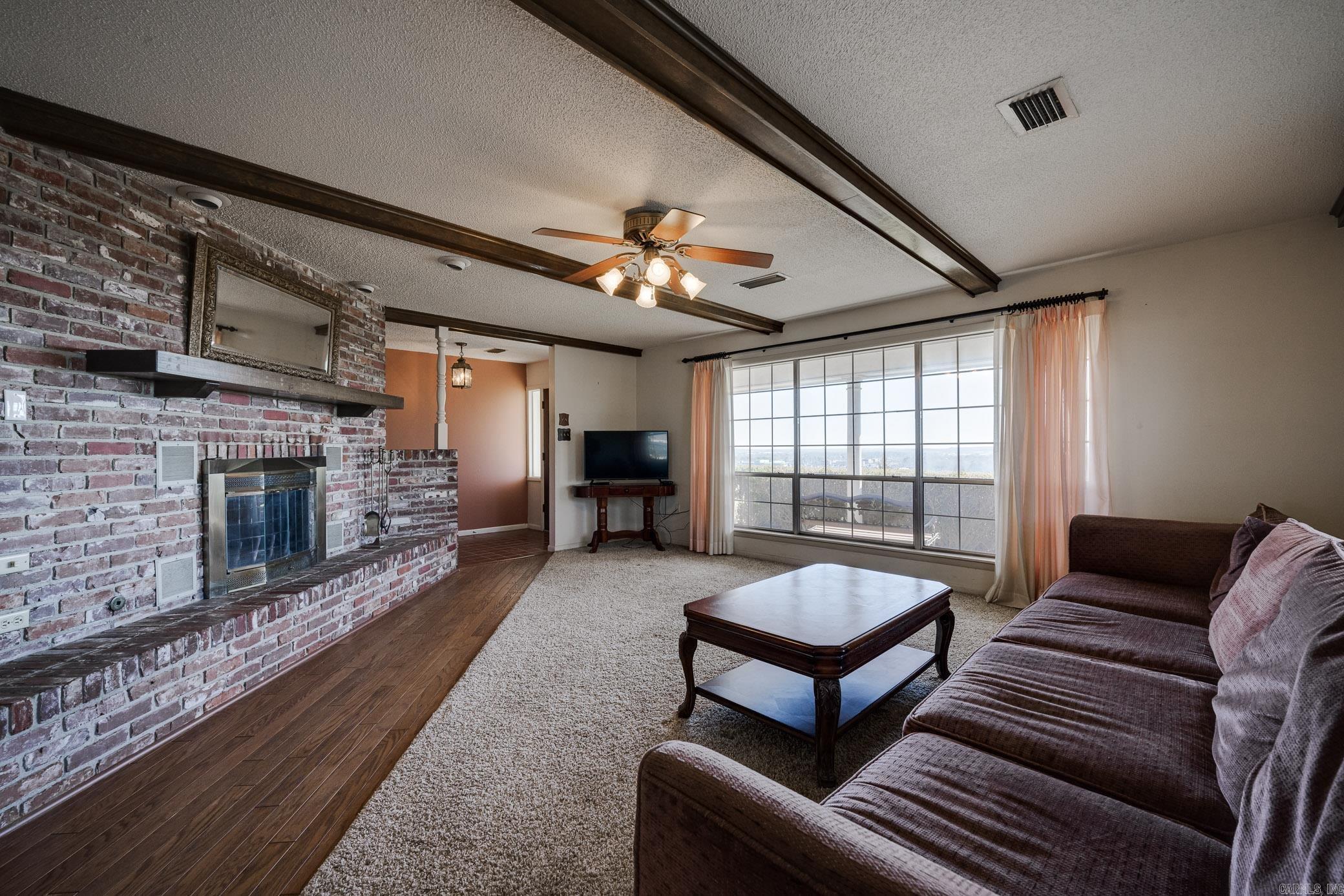 1450 Grandview Heights