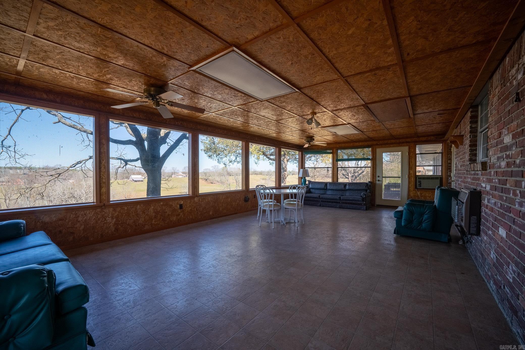 1450 Grandview Heights