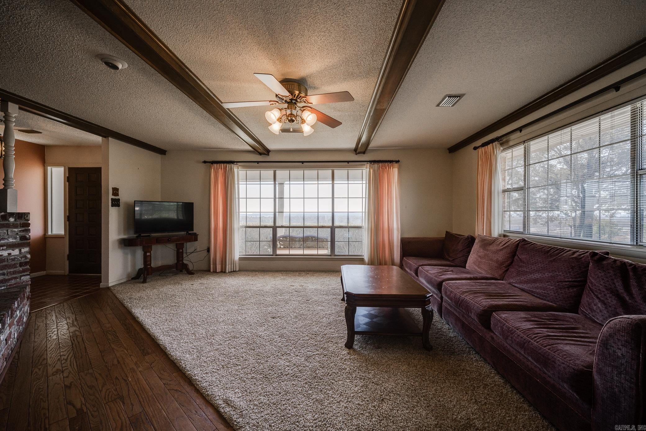 1450 Grandview Heights