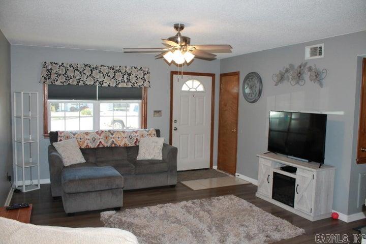 1504 N Oswego Avenue