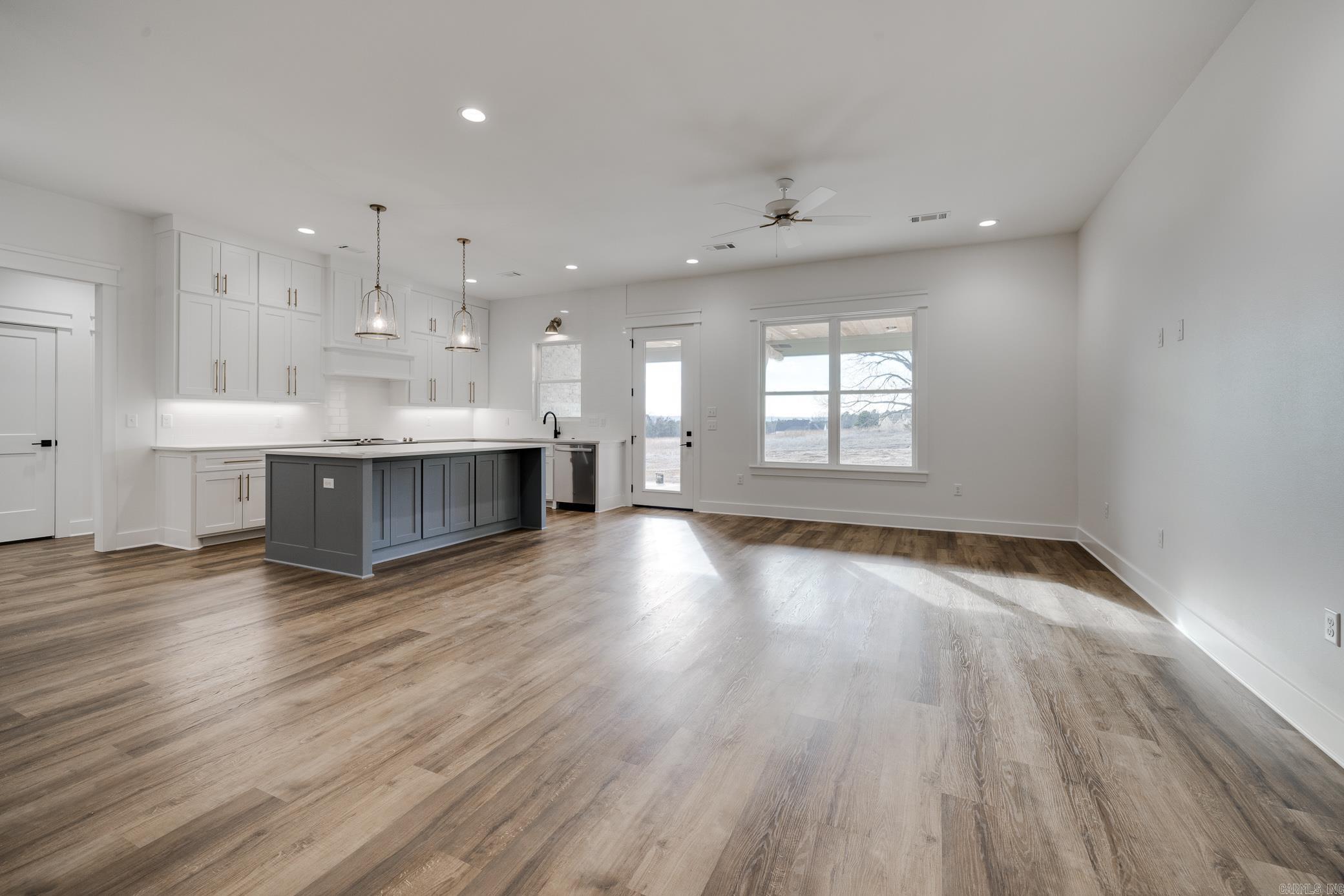 50 Lieblong Road