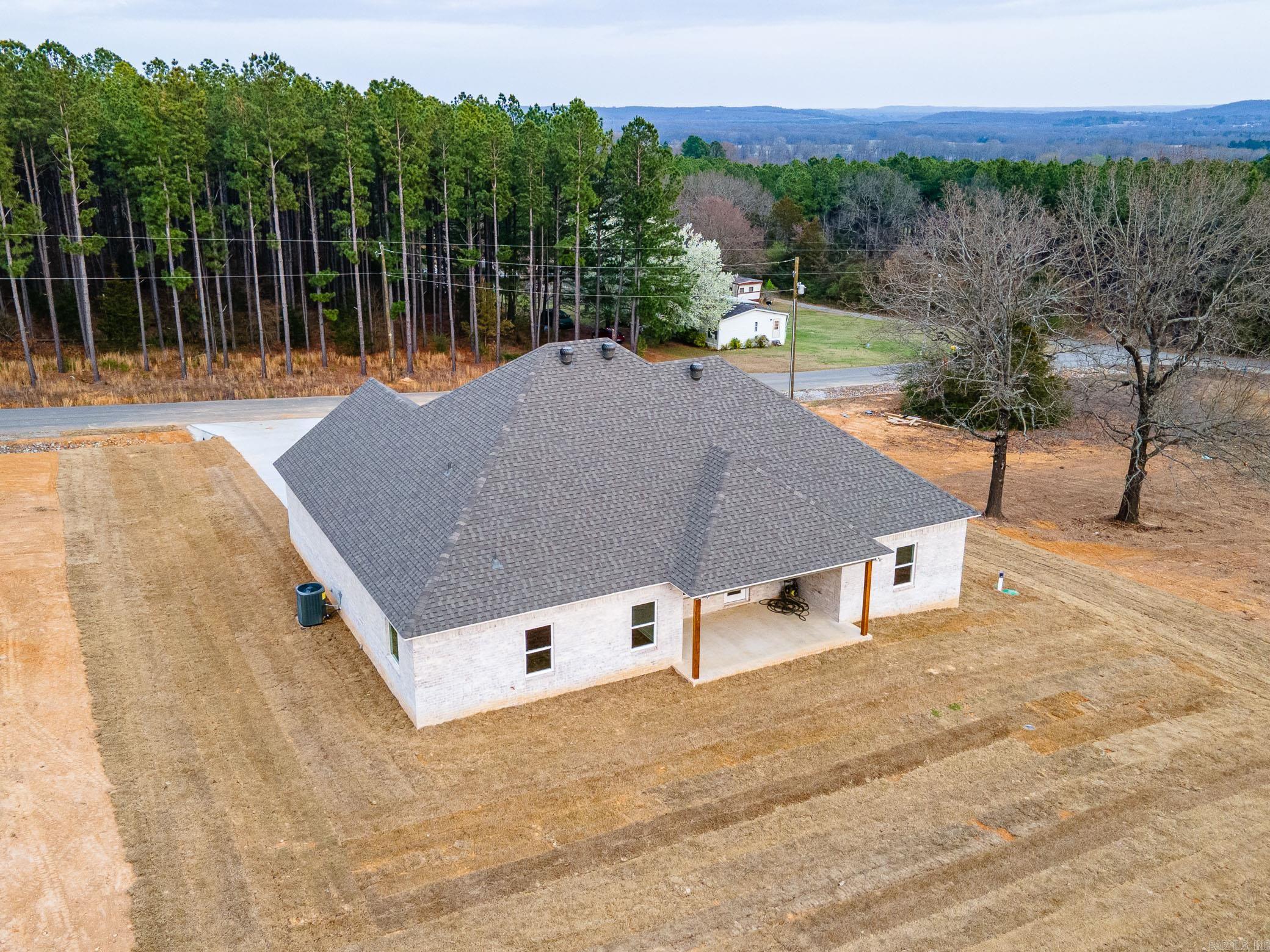 50 Lieblong Road