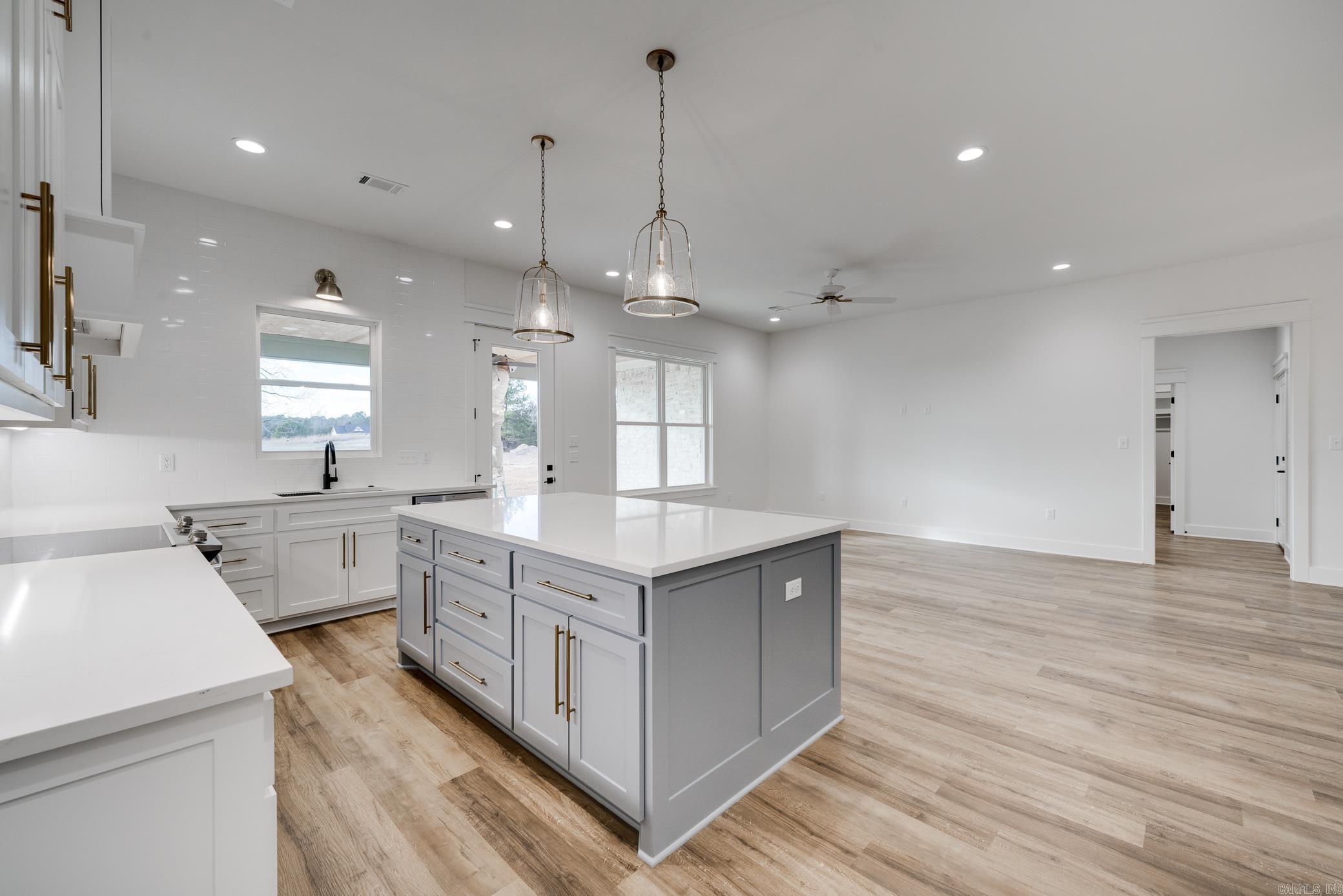 50 Lieblong Road