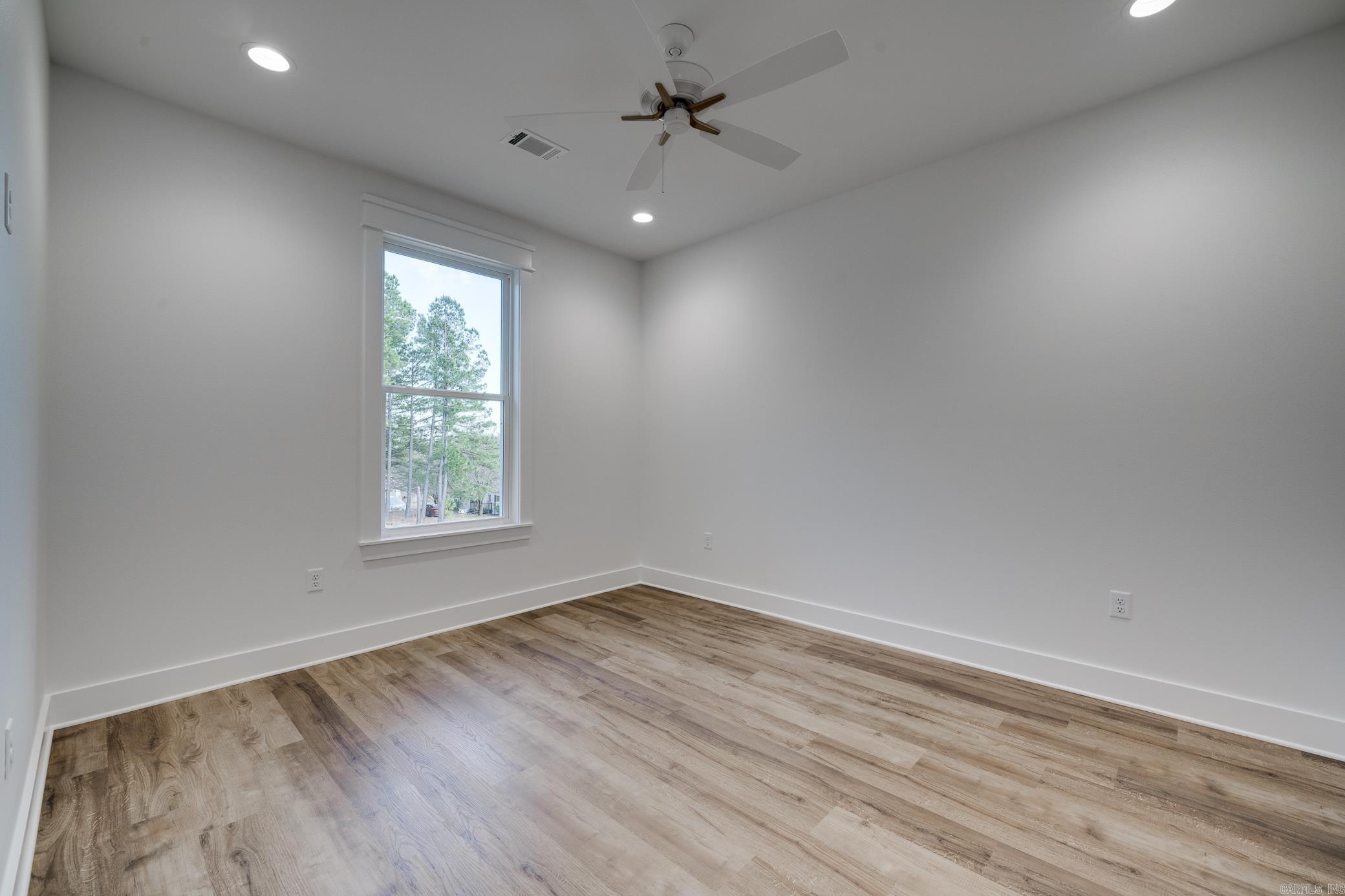 50 Lieblong Road
