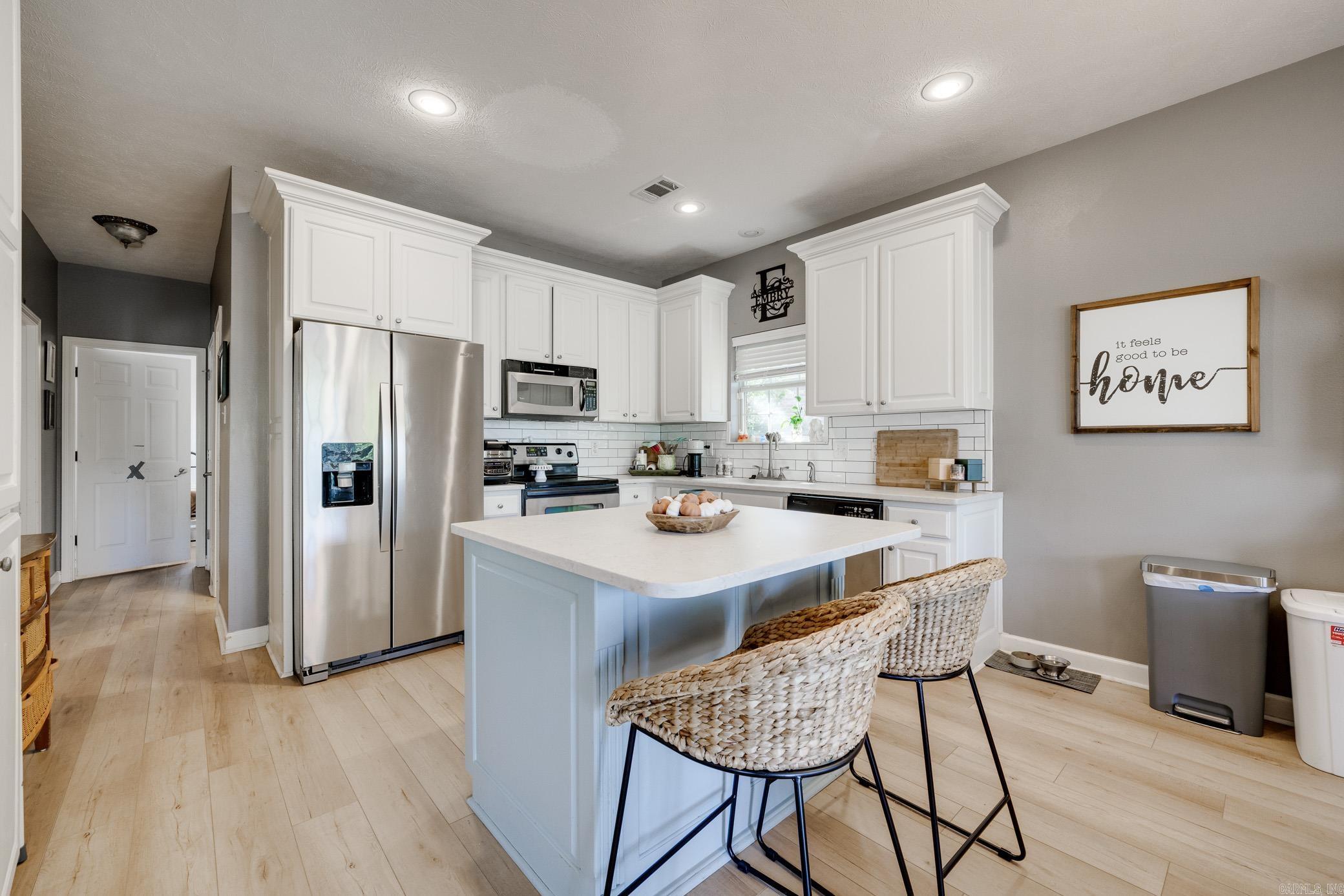 2560 Apple Blossom Drive