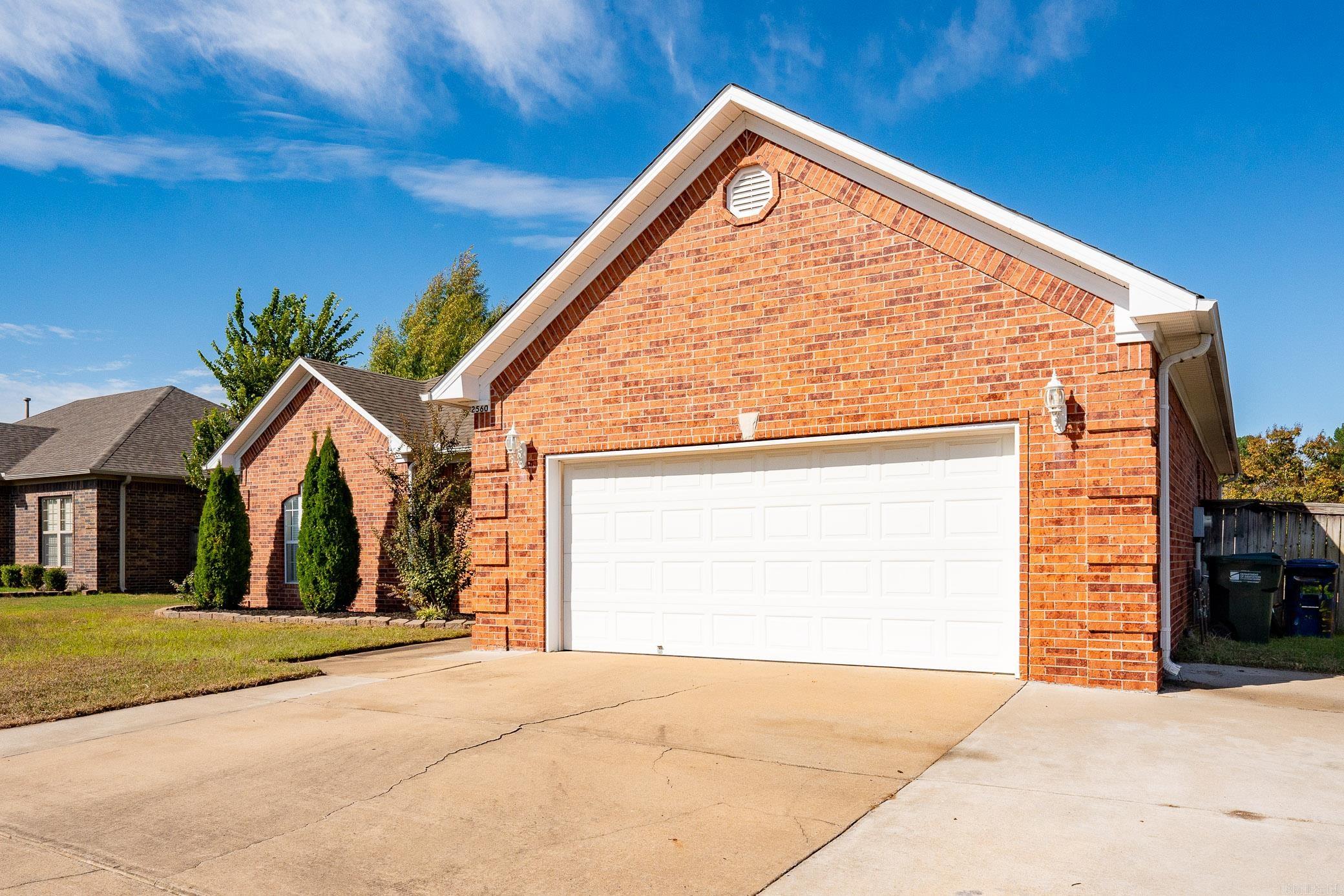 2560 Apple Blossom Drive