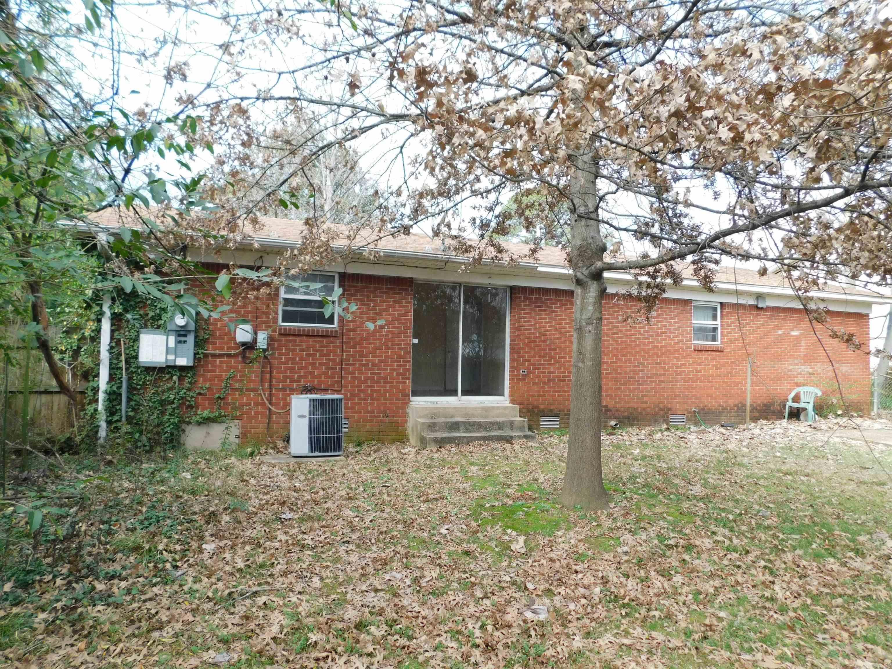 3 Fairbrook