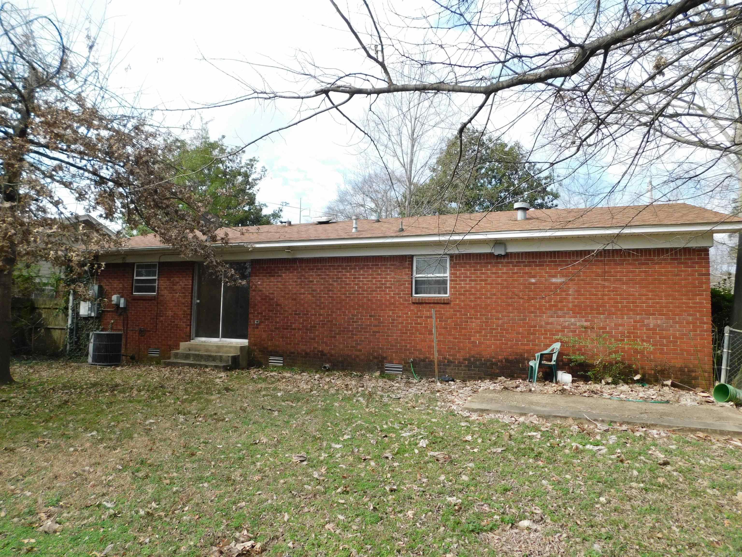 3 Fairbrook