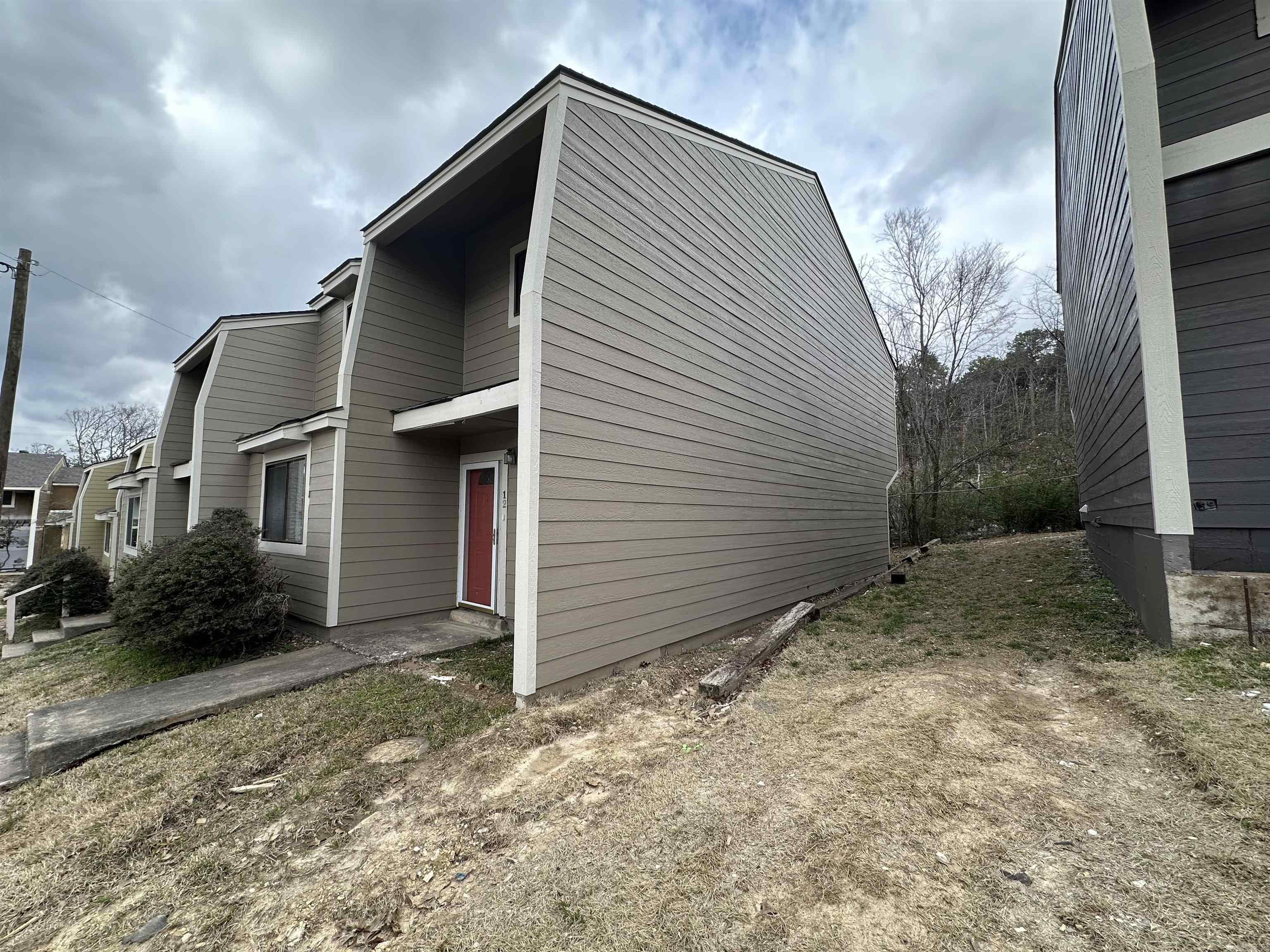 2001 Reservoir Road Unit: #12