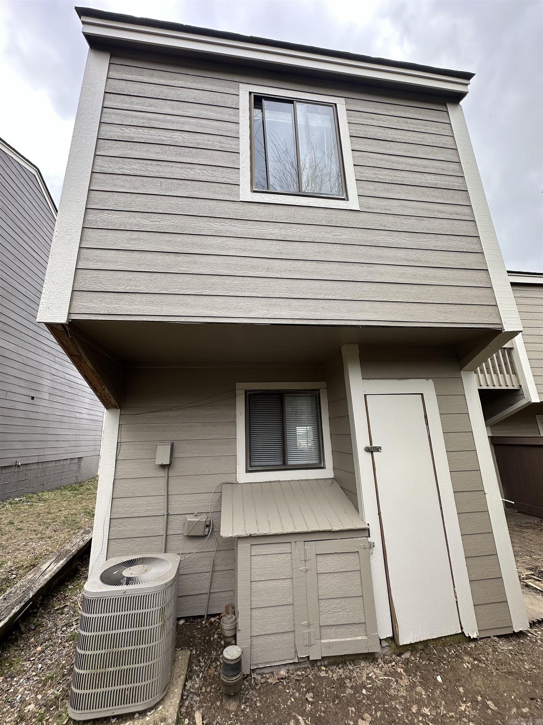 2001 Reservoir Road Unit: #12