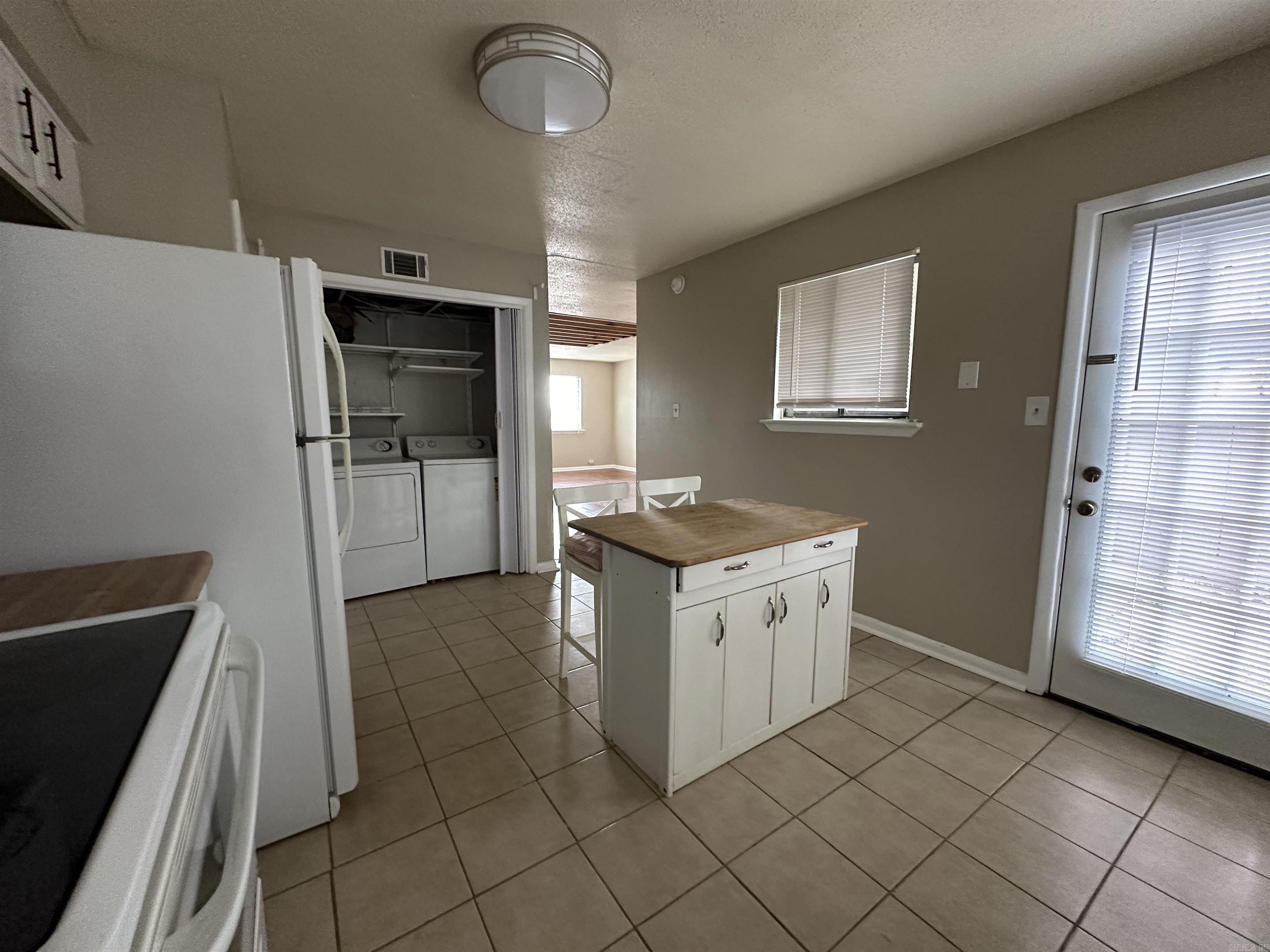 2001 Reservoir Road Unit: #12