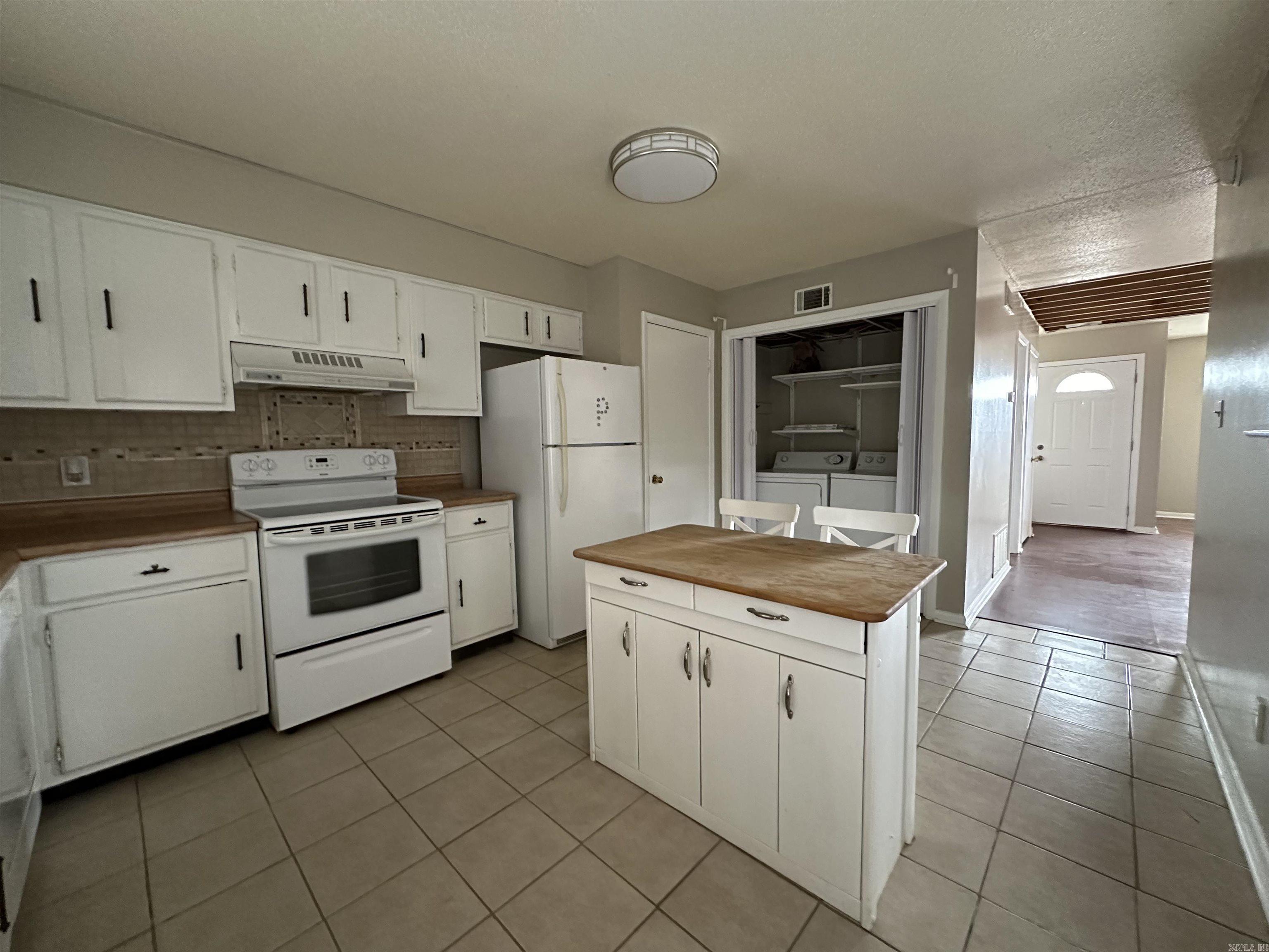 2001 Reservoir Road Unit: #12