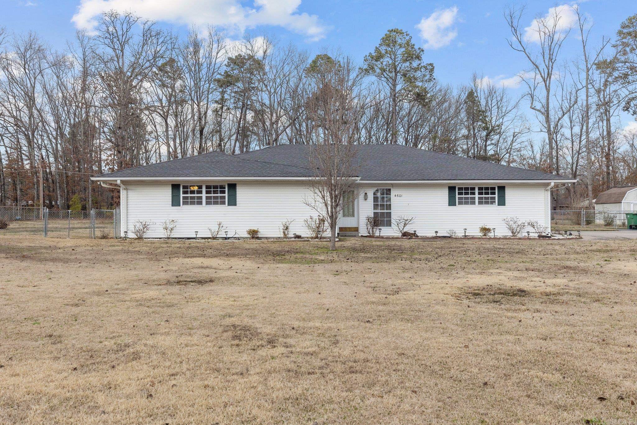 4601 N Rockwood Drive