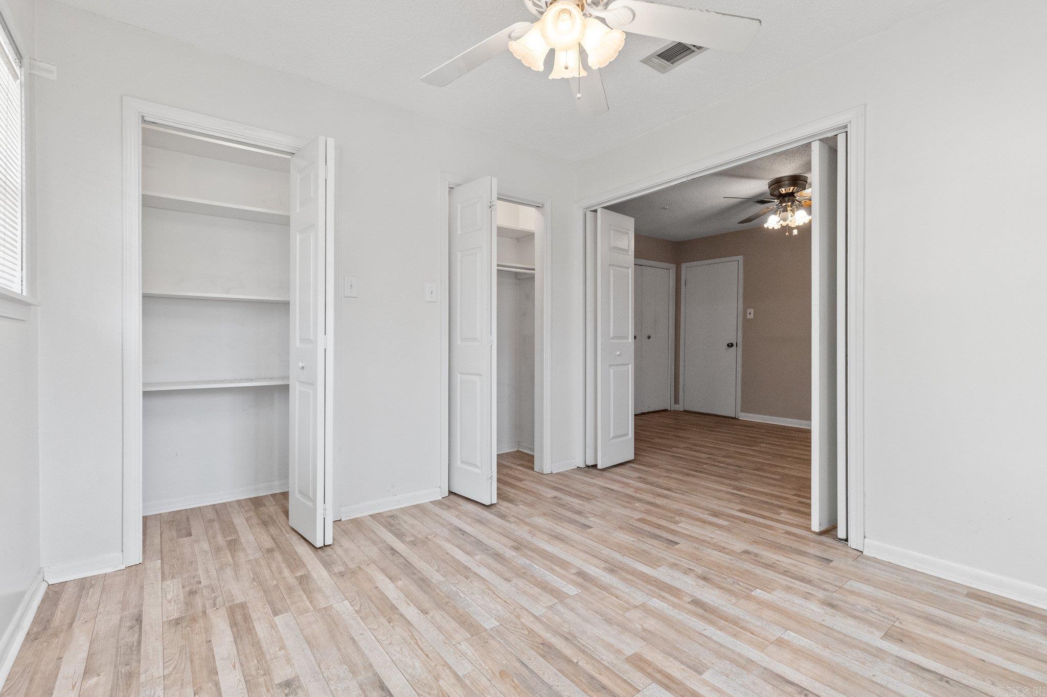 4601 N Rockwood Drive