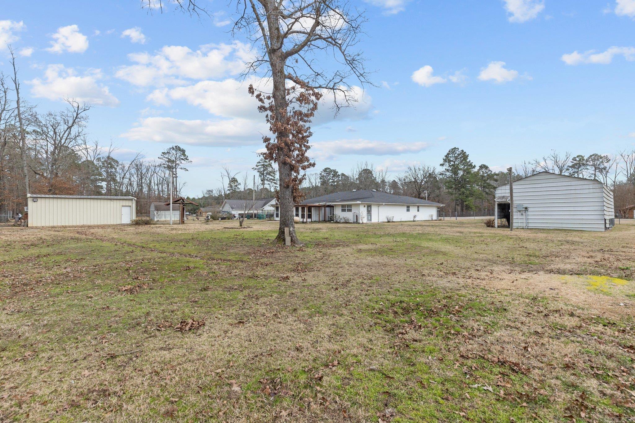 4601 N Rockwood Drive