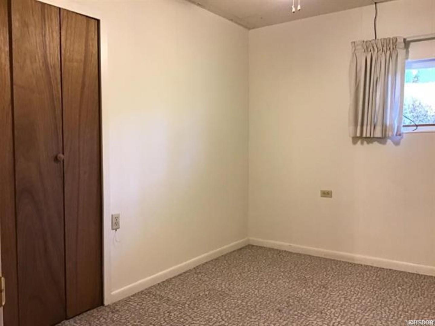 100 Burkwall Loop