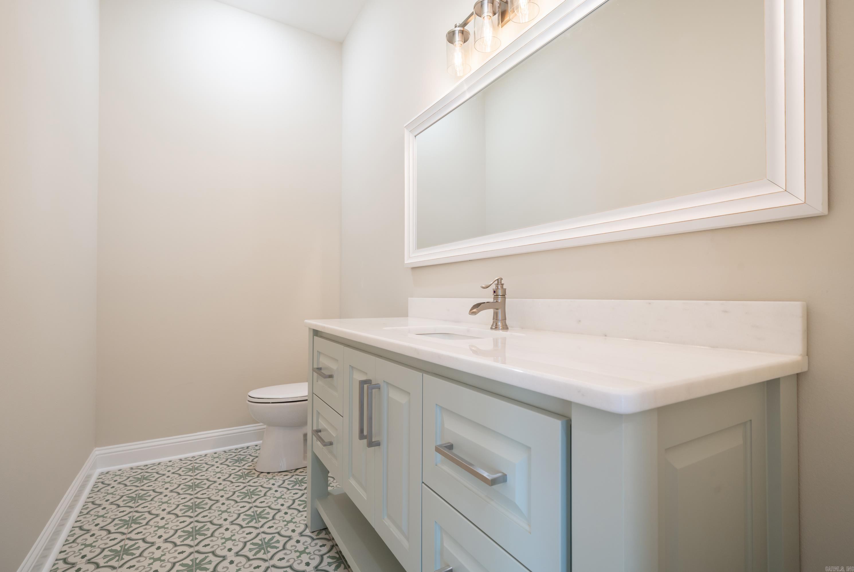 2135 Marion Anderson