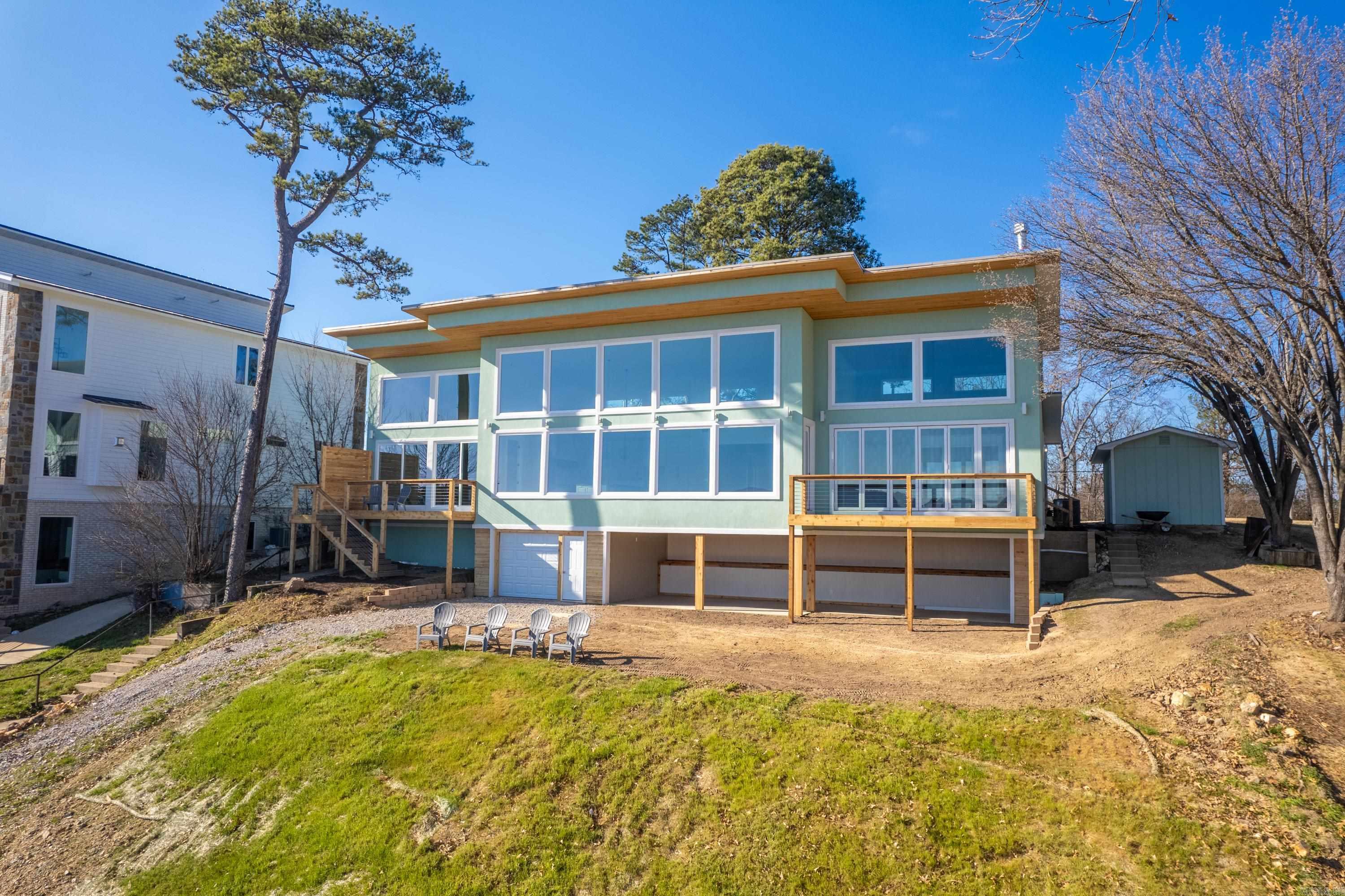 2135 Marion Anderson